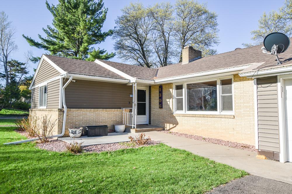 View of Residential at 1306 Hillcrest Drive, Fridley MN 55432, Fridley (3 of 32) - Mike Wilen | Minnesota Team Real Estate