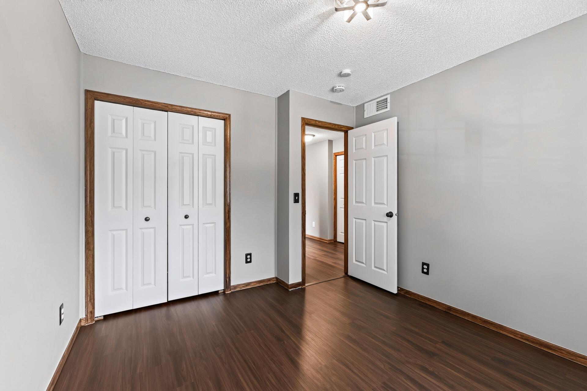 View of Residential at 13821 Edgewood Avenue, Savage MN 55378, Savage (17 of 34) - Mike Wilen | Minnesota Team Real Estate