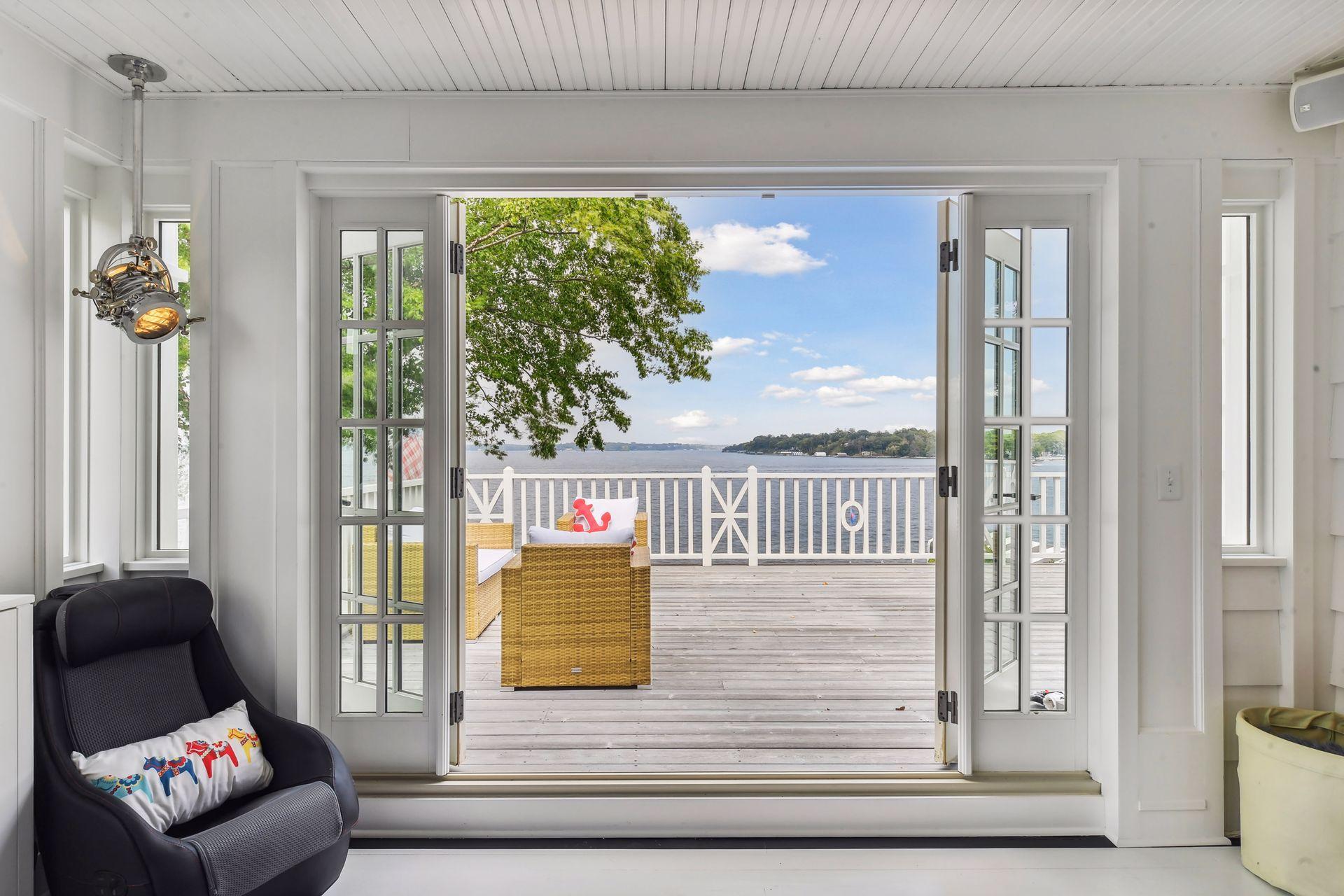 View of Residential at 20100 Lakeview Avenue, Deephaven MN 55331, Deephaven (23 of 43) - Mike Wilen | Minnesota Team Real Estate