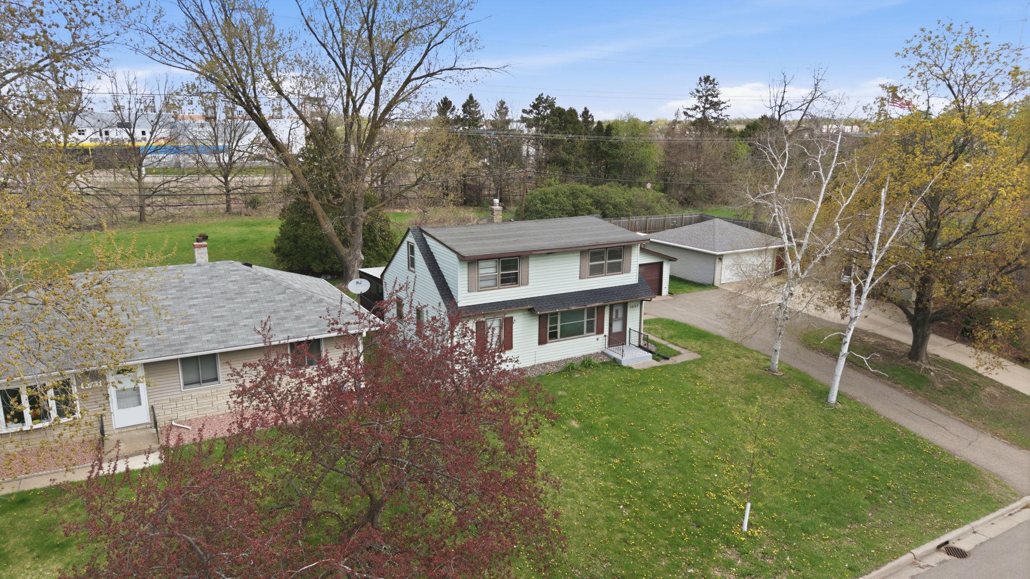 View of Residential at 1697 Rose Place, Roseville MN 55113, Roseville (27 of 31) - Mike Wilen | Minnesota Team Real Estate