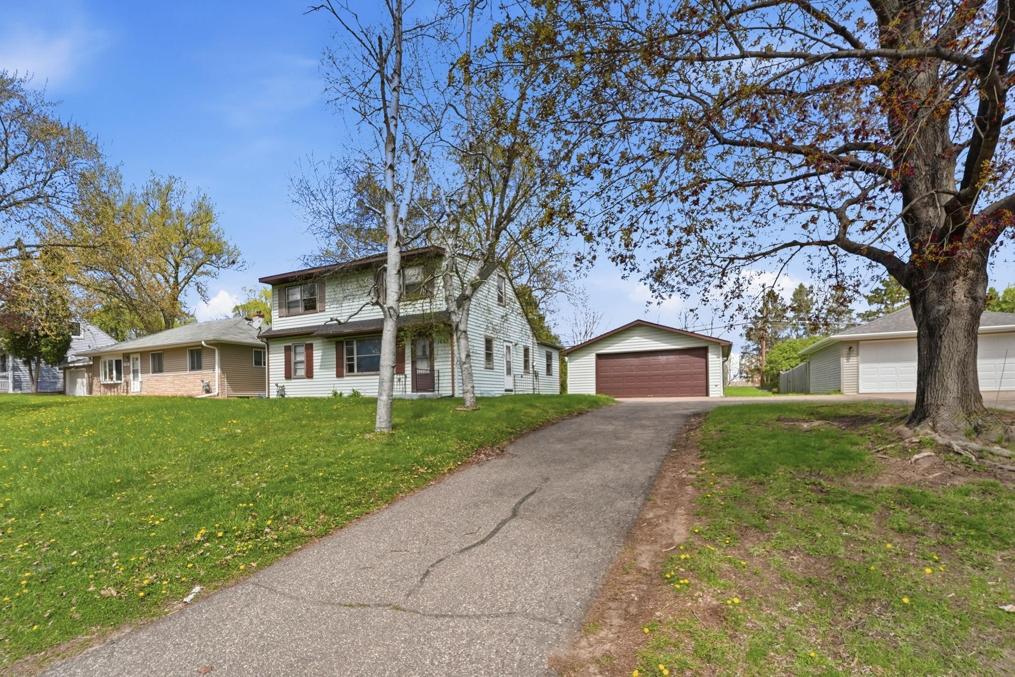 View of Residential at 1697 Rose Place, Roseville MN 55113, Roseville (22 of 31) - Mike Wilen | Minnesota Team Real Estate