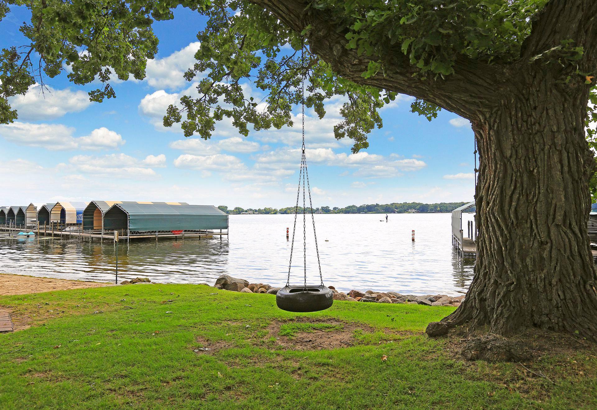 View of Land at 2308 Huntington Point Road, Wayzata MN 55391, Wayzata (12 of 12) - Mike Wilen | Minnesota Team Real Estate