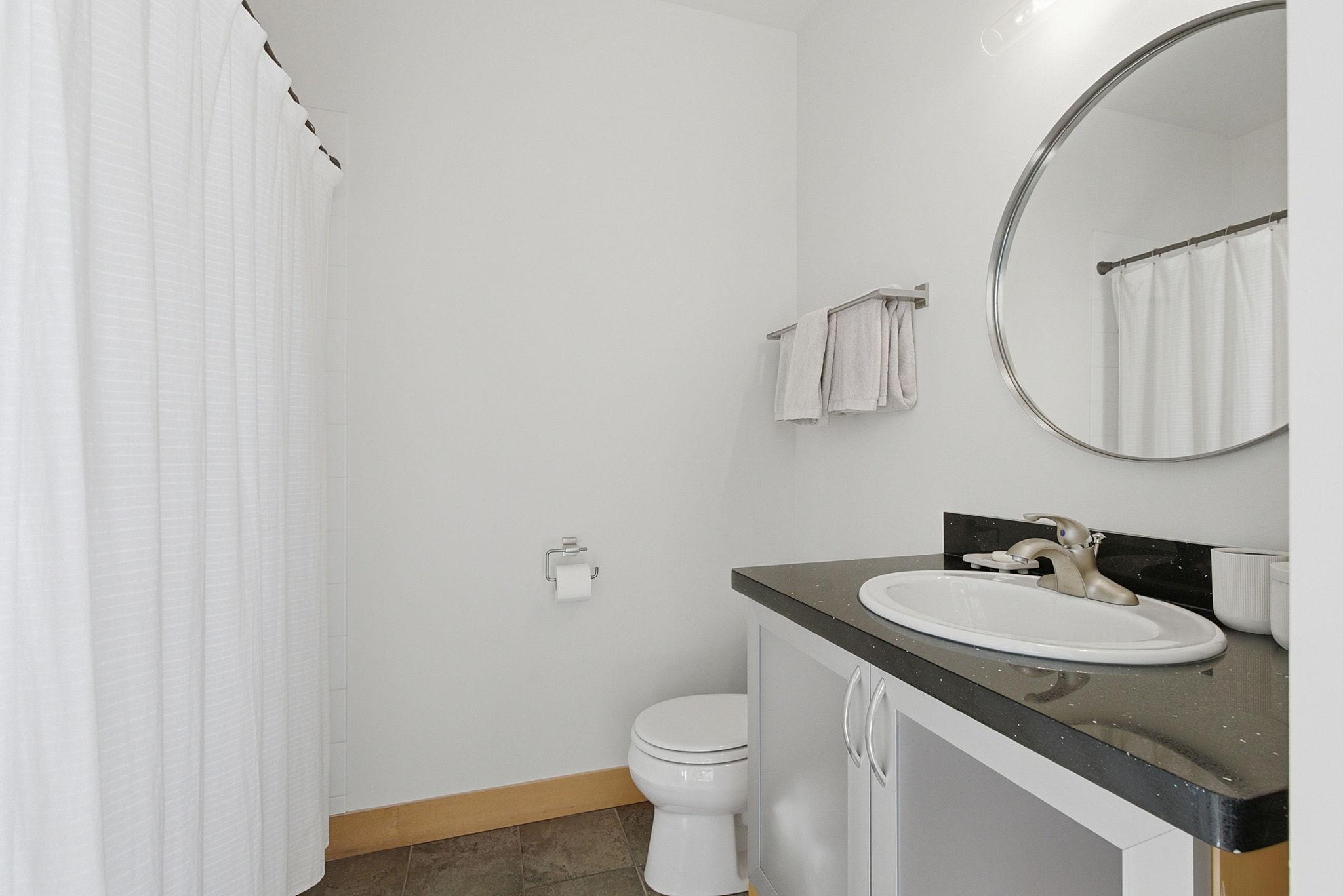 View of Residential at 918 3rd Street #306, Minneapolis MN 55401, Minneapolis (20 of 38) - Mike Wilen | Minnesota Team Real Estate