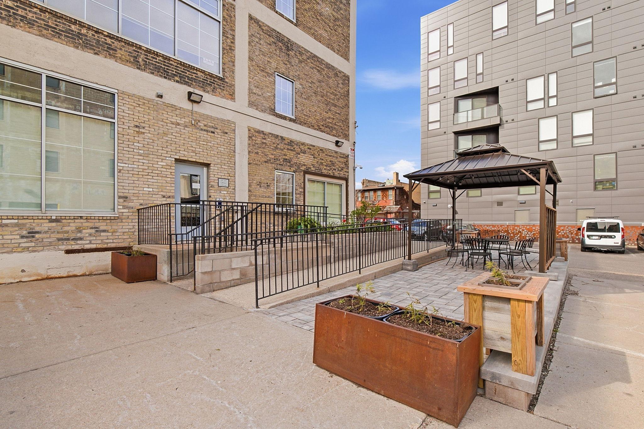 View of Residential at 918 3rd Street #306, Minneapolis MN 55401, Minneapolis (38 of 38) - Mike Wilen | Minnesota Team Real Estate