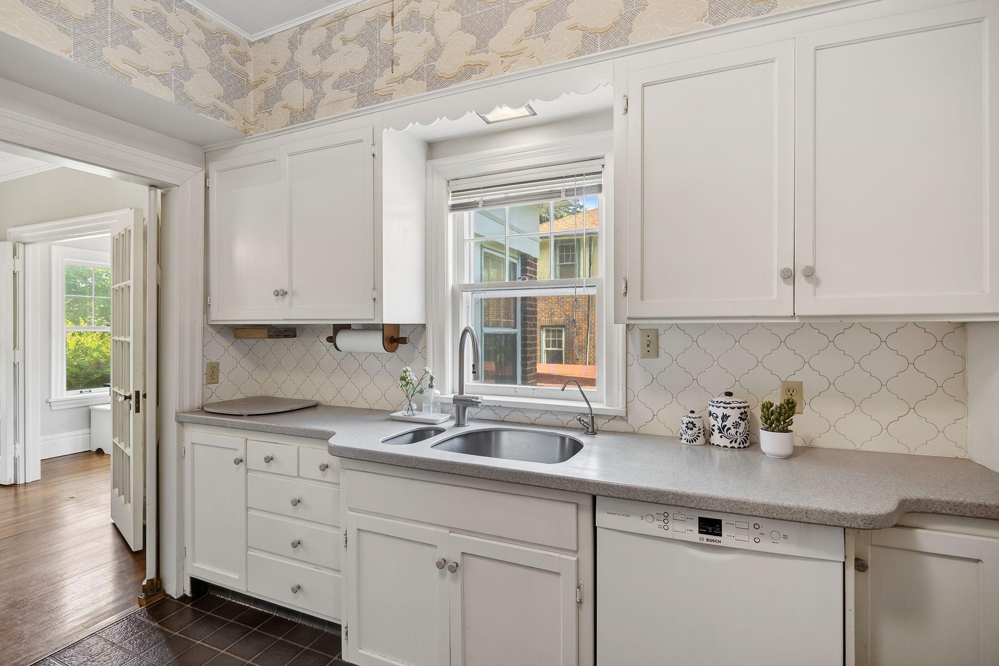 View of Residential at 4325 Wooddale Avenue, Saint Louis Park MN 55424, Saint Louis Park (11 of 72) - Mike Wilen | Minnesota Team Real Estate