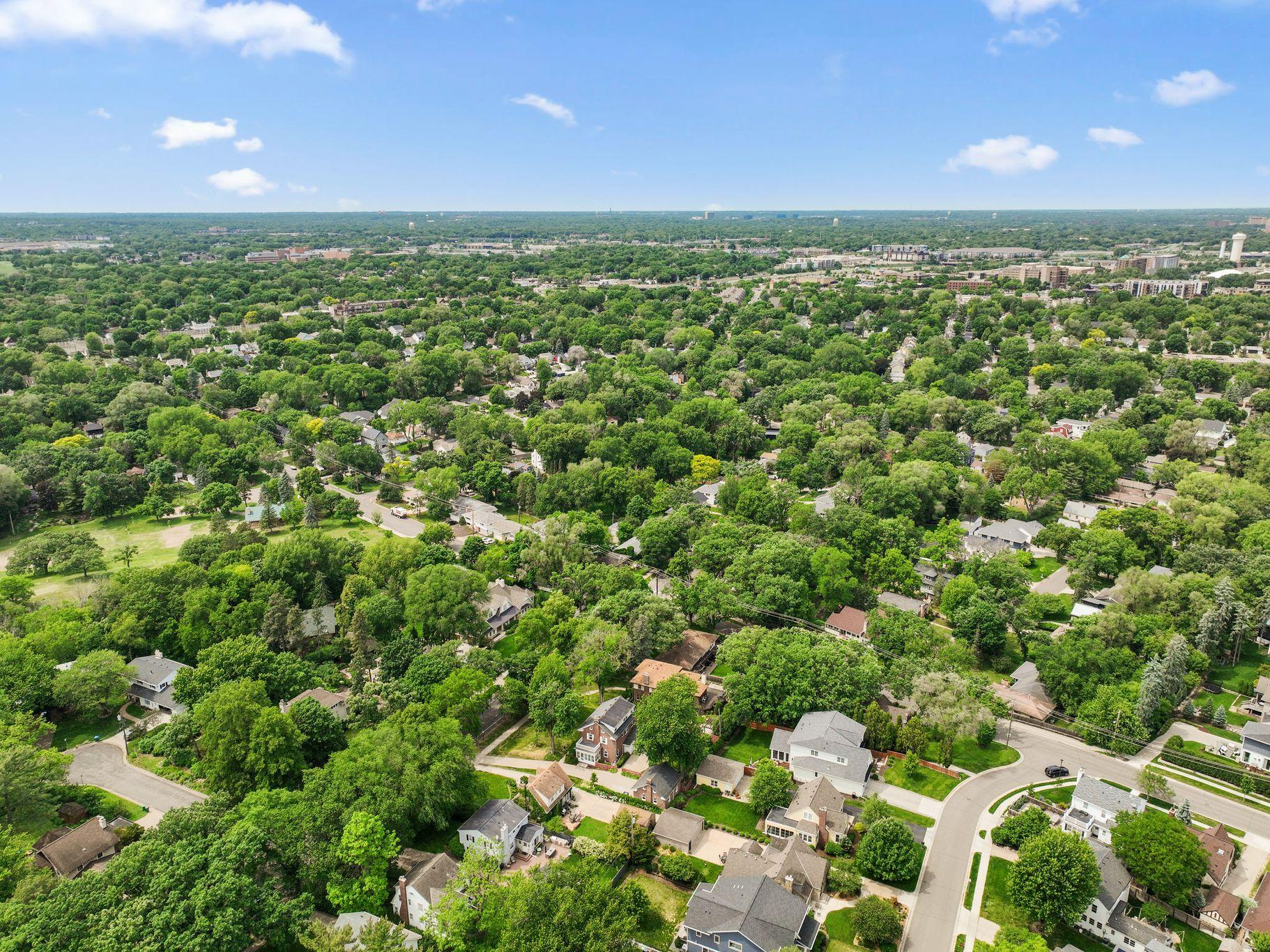 View of Residential at 4325 Wooddale Avenue, Saint Louis Park MN 55424, Saint Louis Park (60 of 72) - Mike Wilen | Minnesota Team Real Estate
