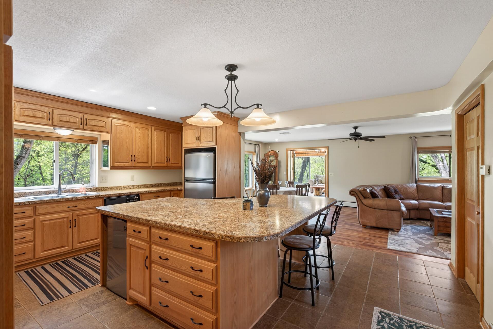 View of Residential at 9551 Riverview Road, Eden Prairie MN 55347, Eden Prairie (7 of 32) - Mike Wilen | Minnesota Team Real Estate