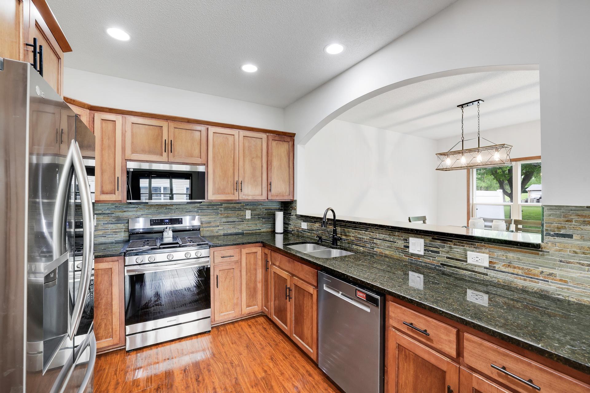 View of Residential at 7018 15th Street, Oakdale MN 55128, Oakdale (6 of 65) - Mike Wilen | Minnesota Team Real Estate