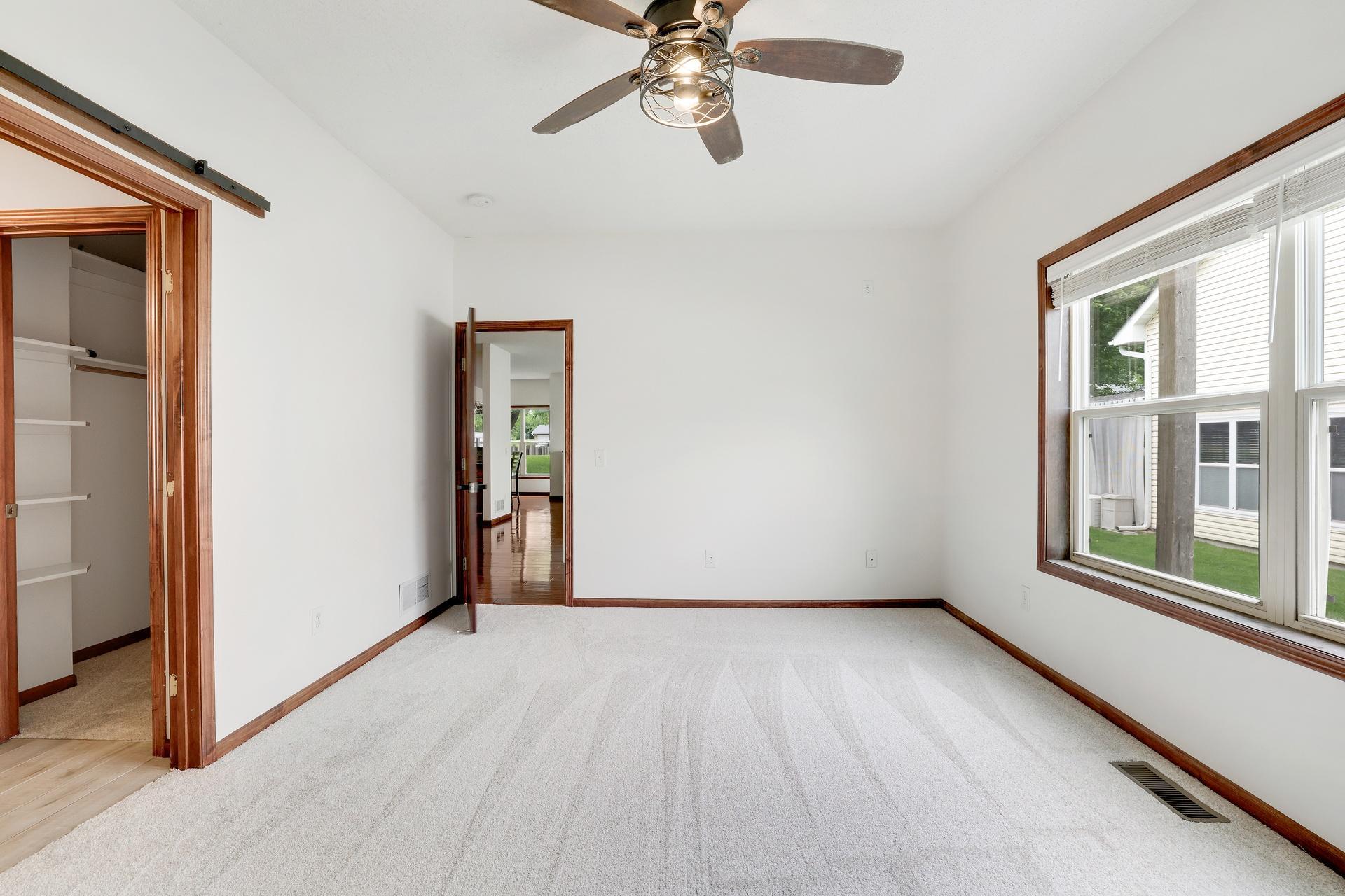 View of Residential at 7018 15th Street, Oakdale MN 55128, Oakdale (24 of 65) - Mike Wilen | Minnesota Team Real Estate
