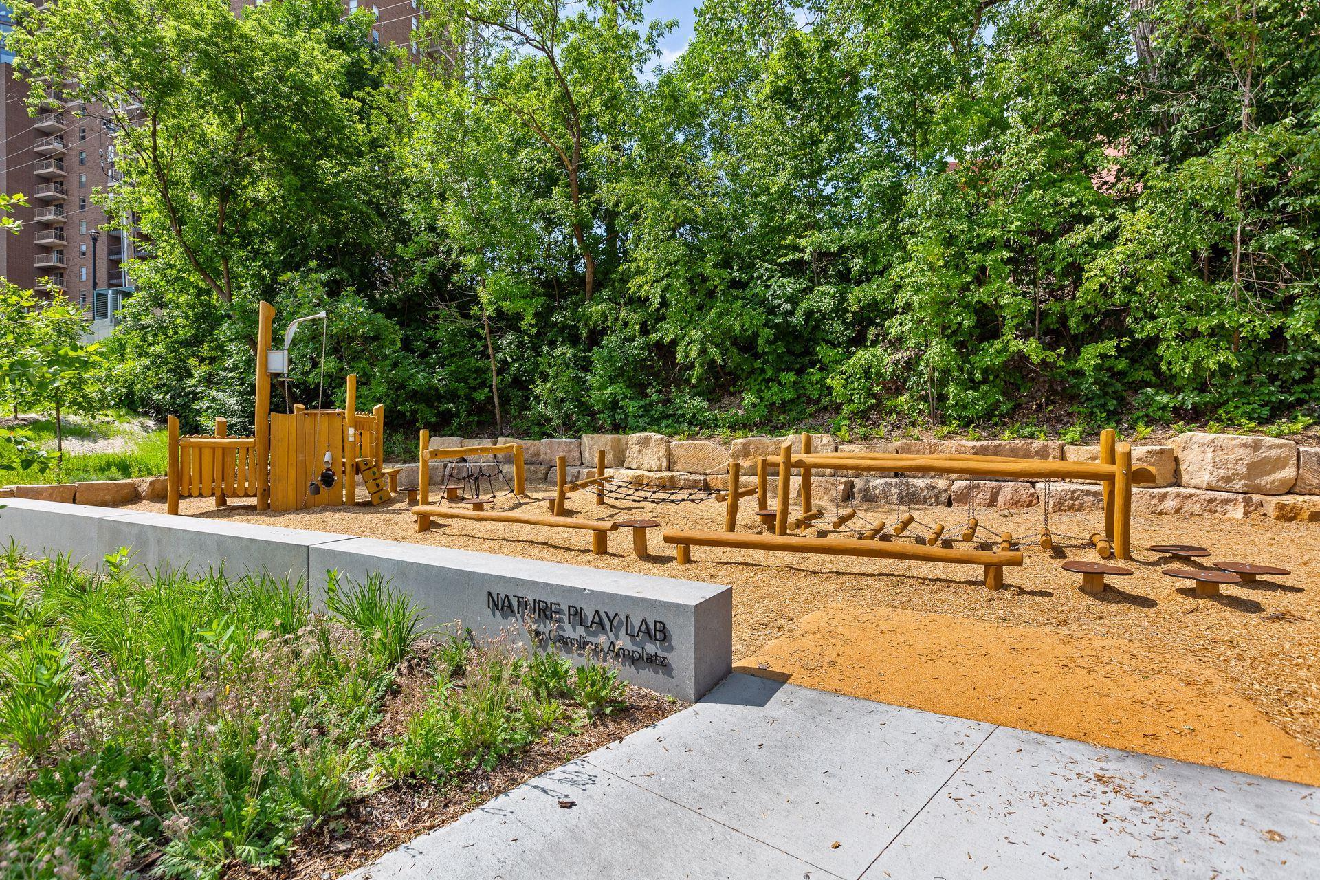 View of Residential at 401 1st Street #616, Minneapolis MN 55401, Minneapolis (50 of 64) - Mike Wilen | Minnesota Team Real Estate