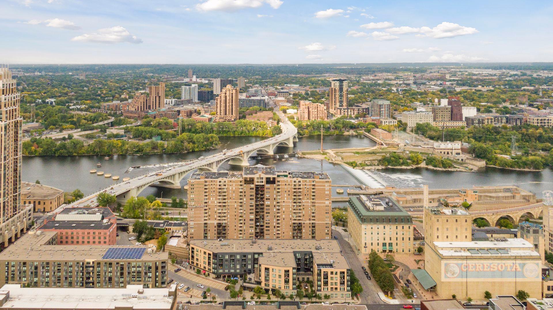 View of Residential at 401 1st Street #616, Minneapolis MN 55401, Minneapolis (48 of 64) - Mike Wilen | Minnesota Team Real Estate