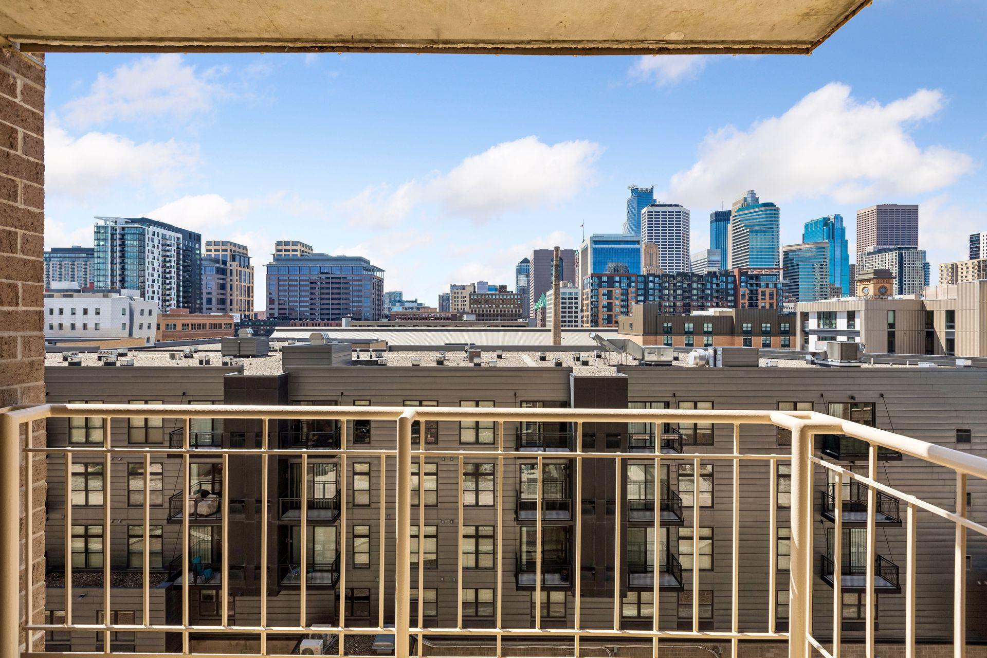 View of Residential at 401 1st Street #616, Minneapolis MN 55401, Minneapolis (5 of 64) - Mike Wilen | Minnesota Team Real Estate