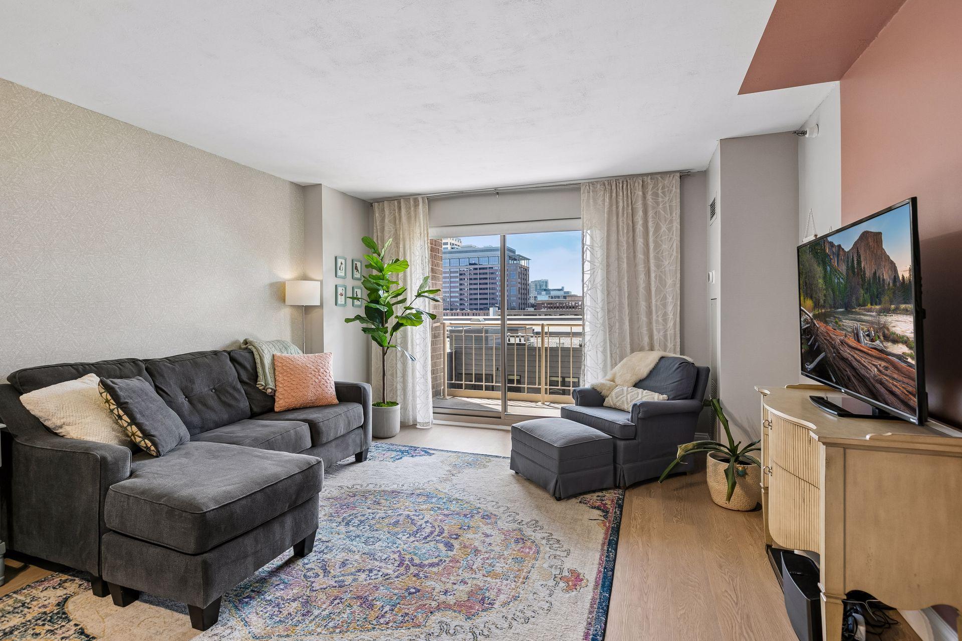 View of Residential at 401 1st Street #616, Minneapolis MN 55401, Minneapolis (3 of 64) - Mike Wilen | Minnesota Team Real Estate