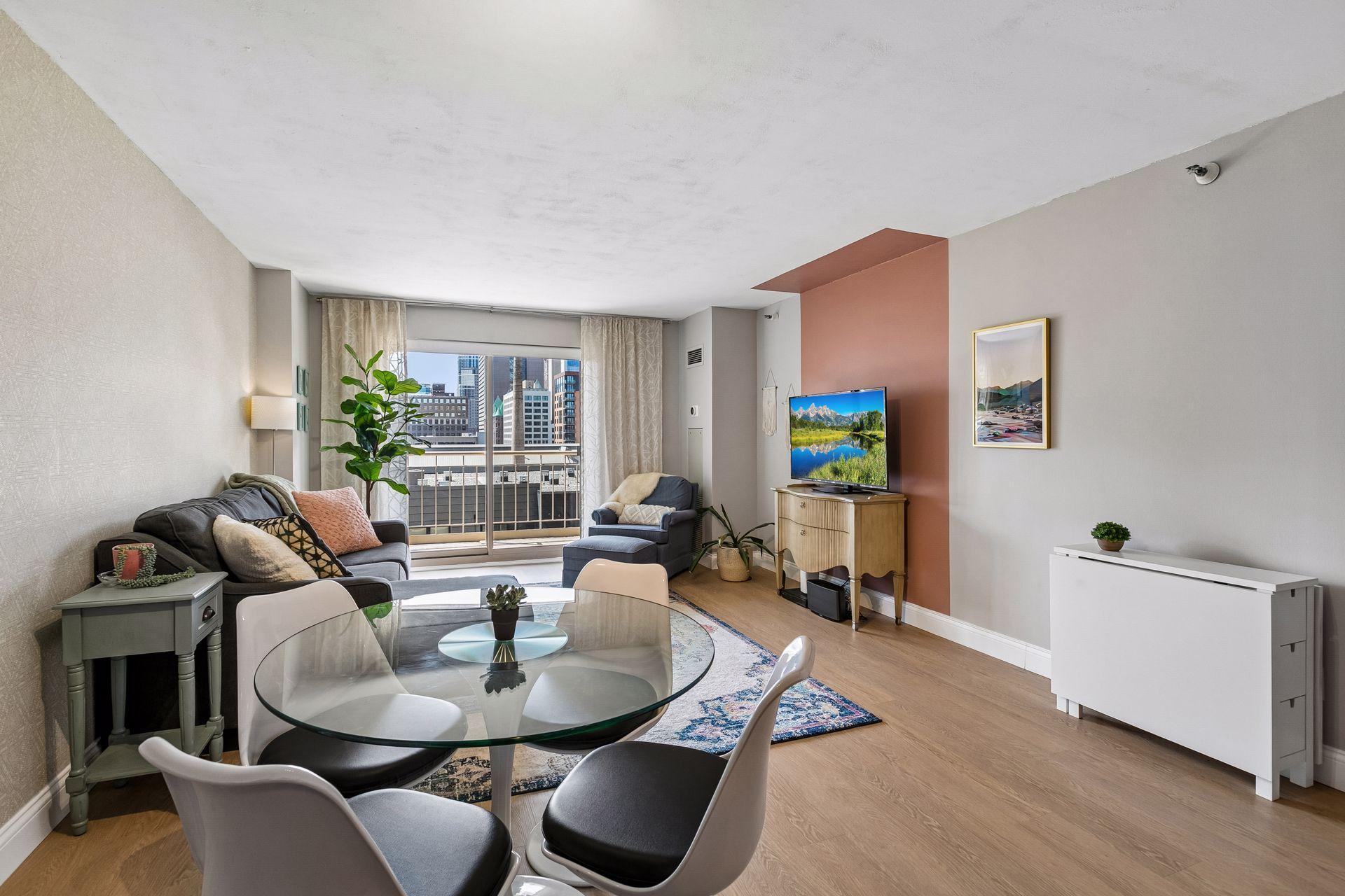 View of Residential at 401 1st Street #616, Minneapolis MN 55401, Minneapolis - Mike Wilen | Minnesota Team Real Estate