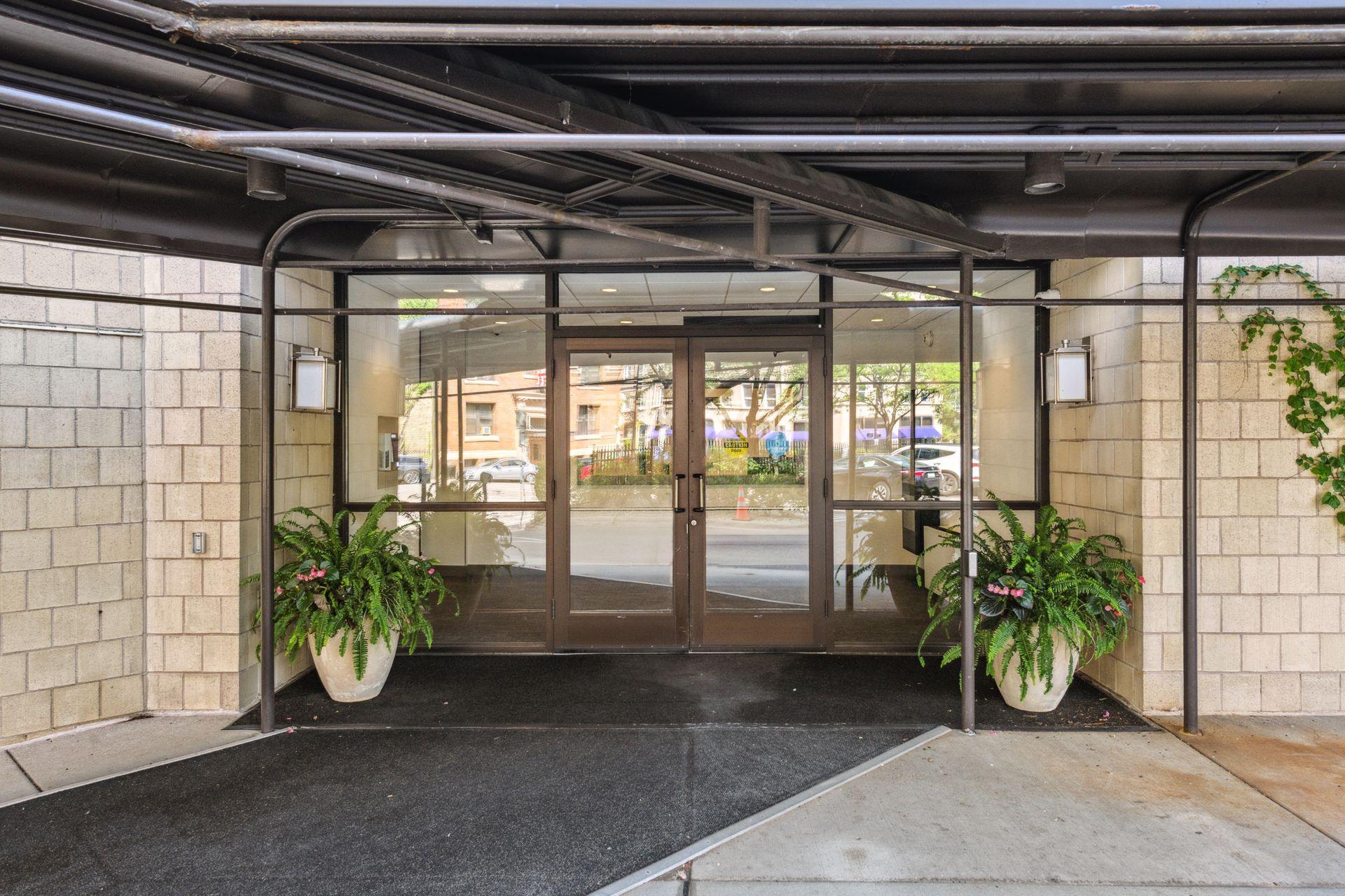 View of Residential at 1200 Nicollet Avenue #723, Minneapolis MN 55403, Minneapolis (53 of 57) - Mike Wilen | Minnesota Team Real Estate