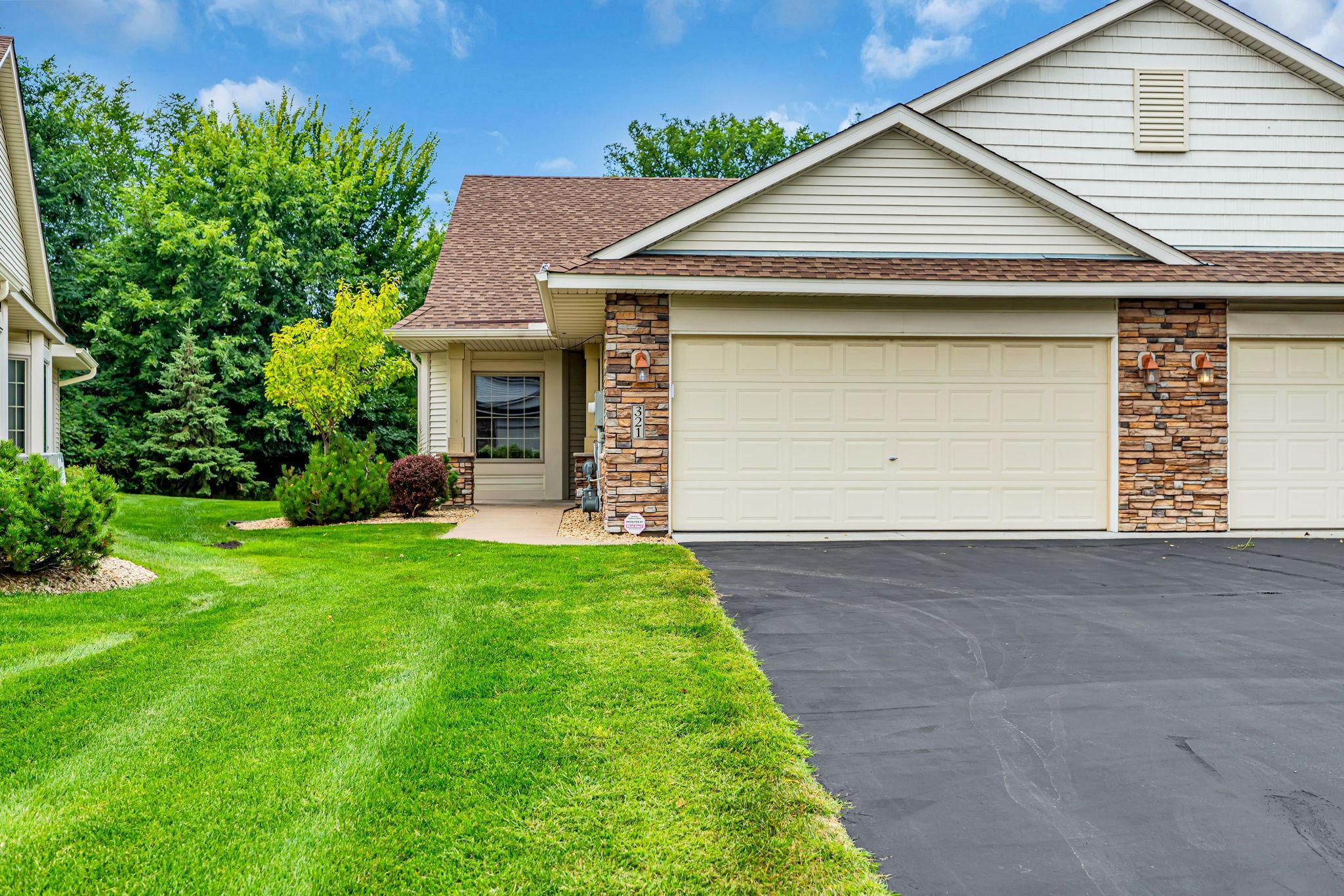 View of Residential at 321 Summer Place, Maplewood MN 55117, Maplewood - Mike Wilen | Minnesota Team Real Estate