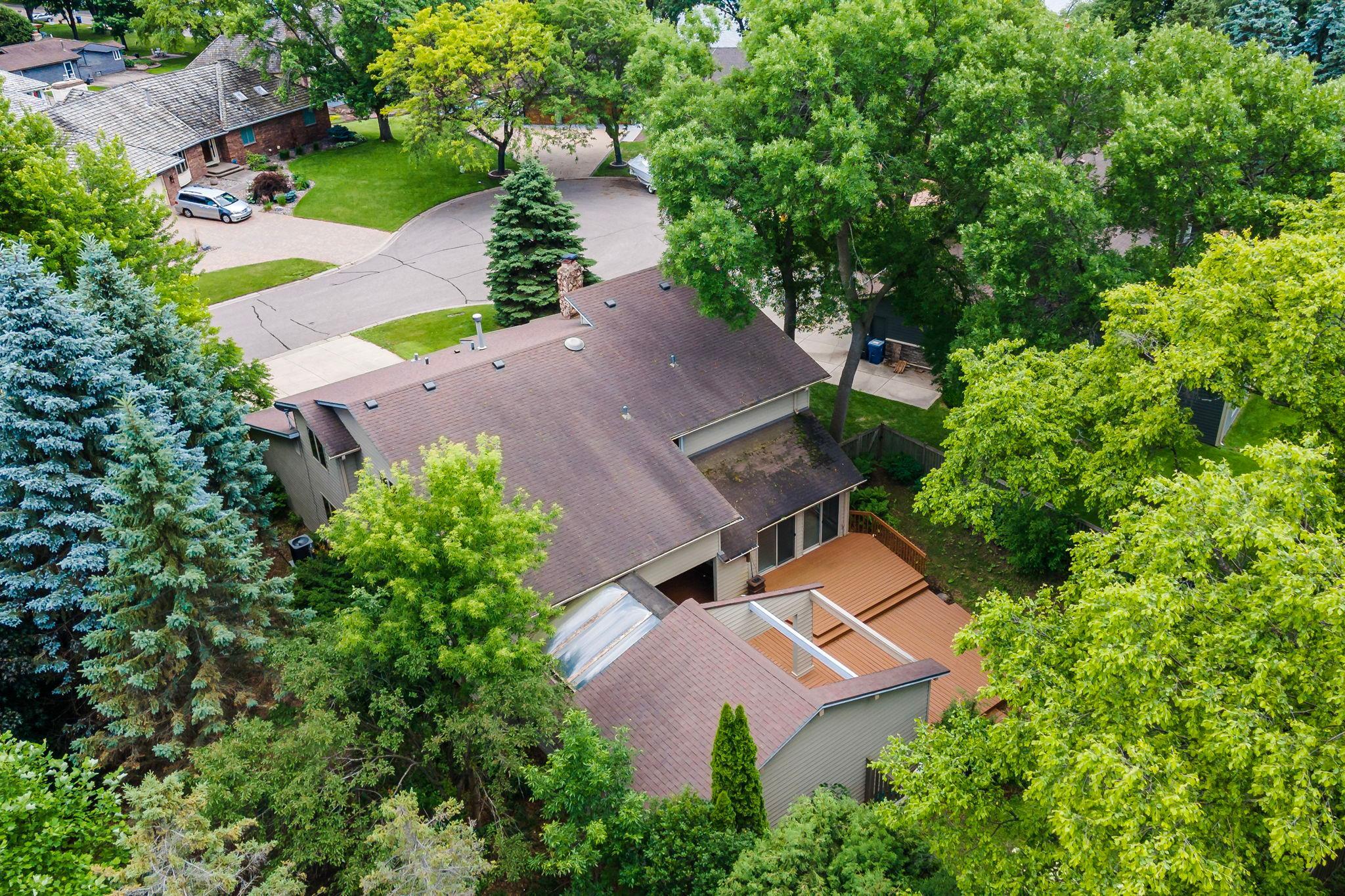 View of Residential at 10300 27th Avenue N, Plymouth MN 55441, Plymouth (41 of 59) - Mike Wilen | Minnesota Team Real Estate