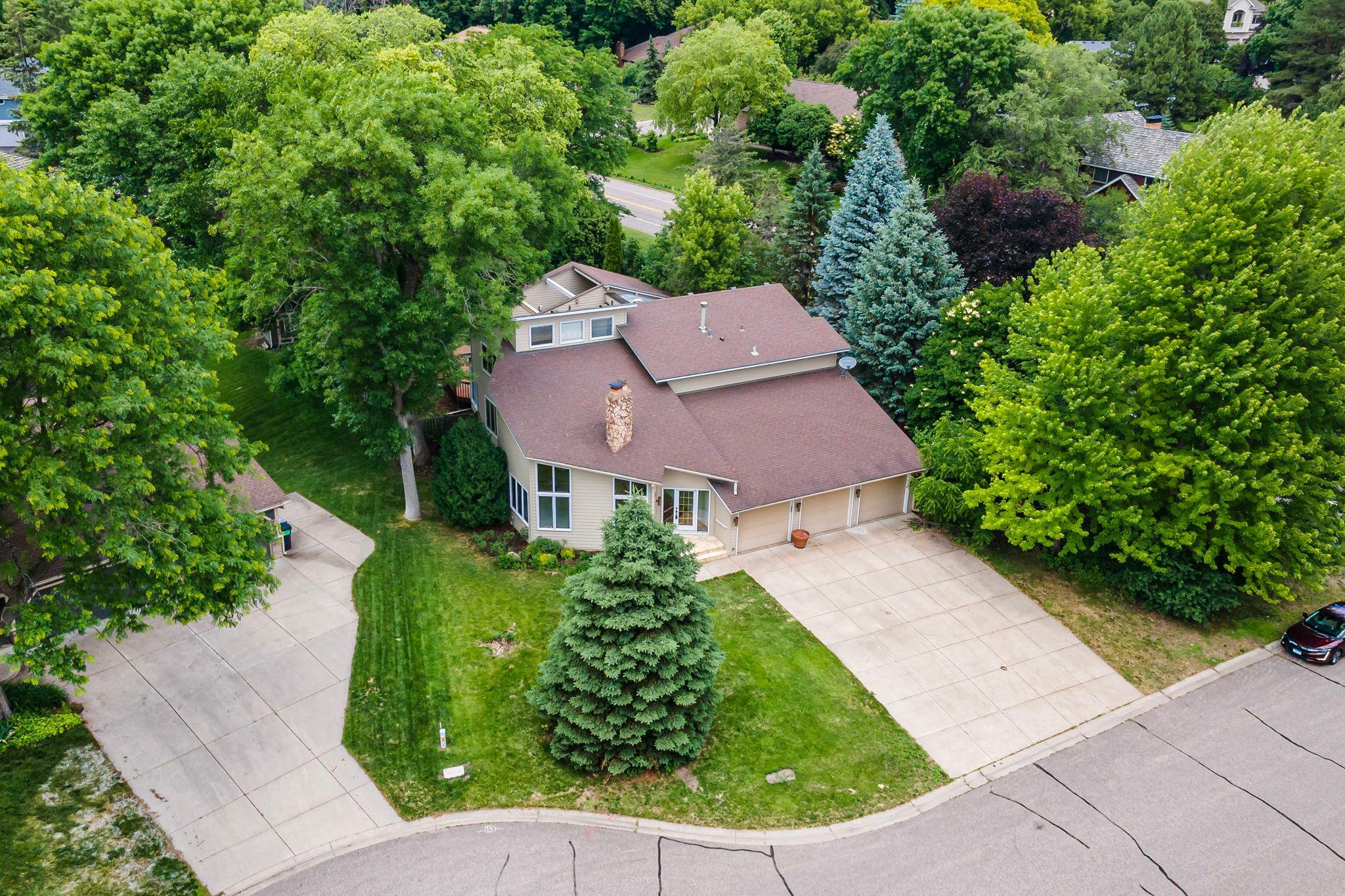 View of Residential at 10300 27th Avenue N, Plymouth MN 55441, Plymouth (2 of 59) - Mike Wilen | Minnesota Team Real Estate
