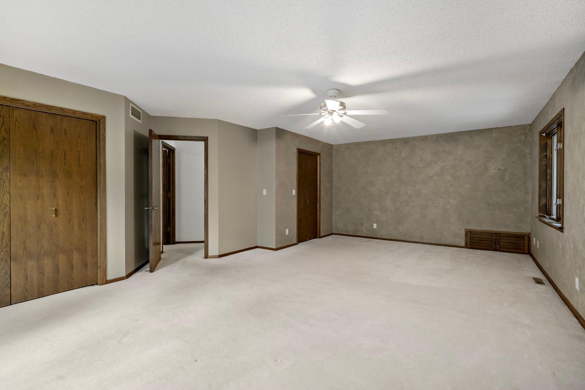 View of Residential at 10300 27th Avenue N, Plymouth MN 55441, Plymouth (36 of 59) - Mike Wilen | Minnesota Team Real Estate