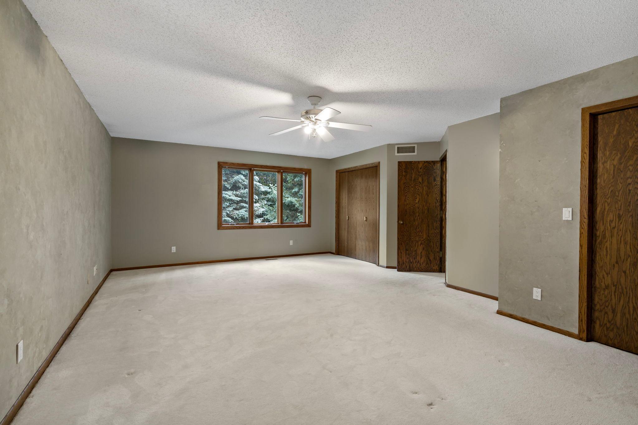 View of Residential at 10300 27th Avenue N, Plymouth MN 55441, Plymouth (34 of 59) - Mike Wilen | Minnesota Team Real Estate