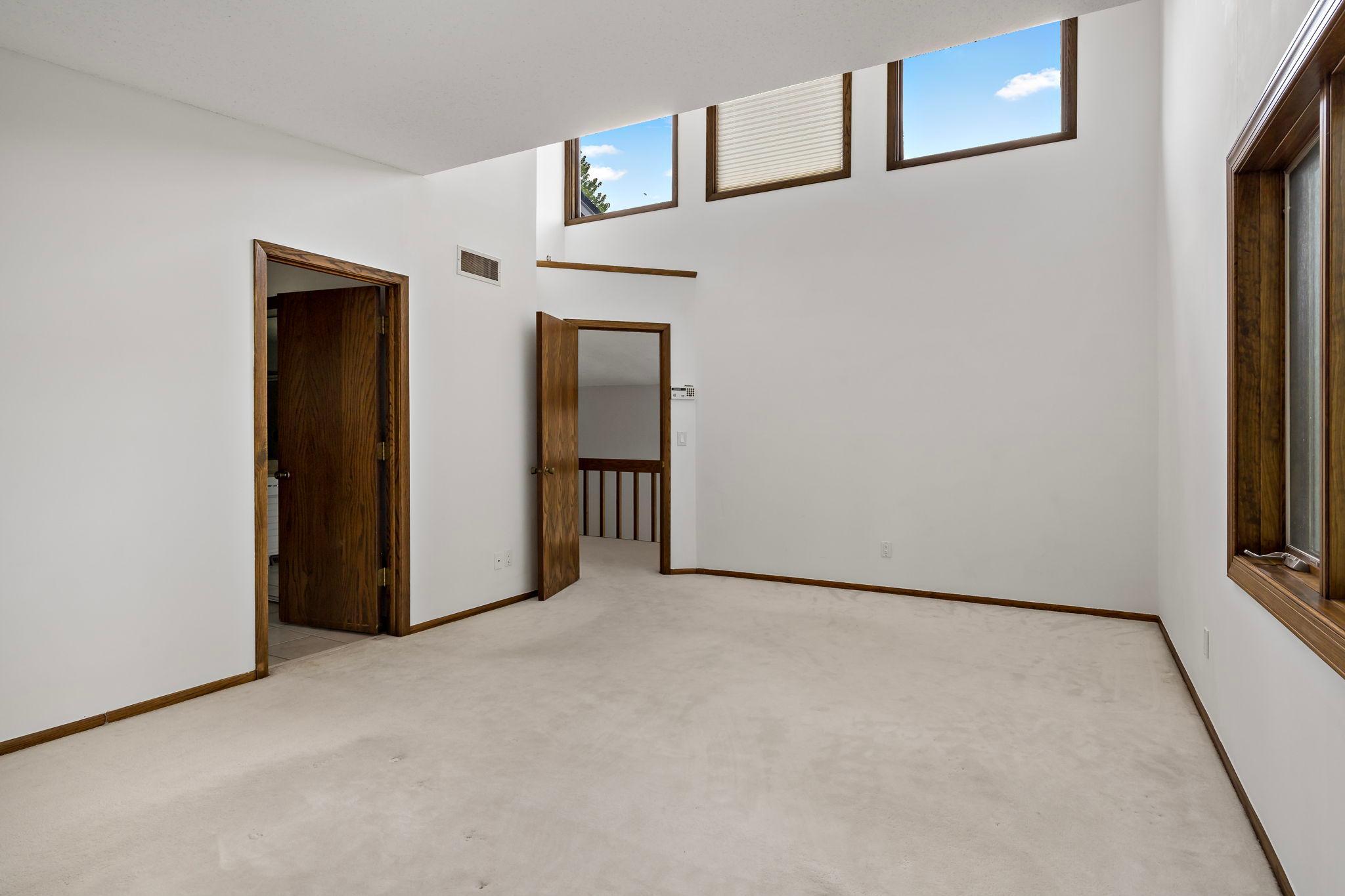 View of Residential at 10300 27th Avenue N, Plymouth MN 55441, Plymouth (27 of 59) - Mike Wilen | Minnesota Team Real Estate