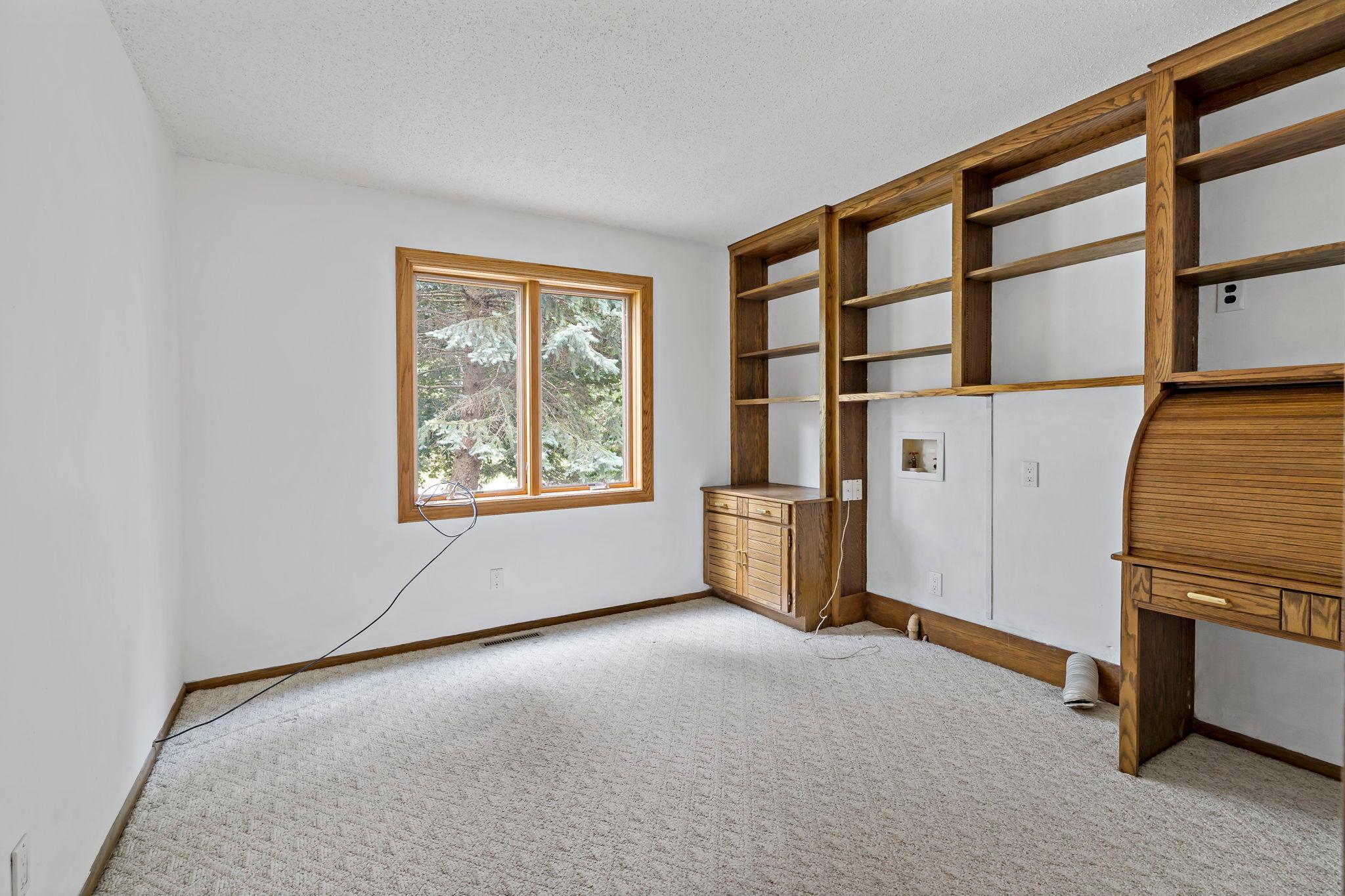 View of Residential at 10300 27th Avenue N, Plymouth MN 55441, Plymouth (17 of 59) - Mike Wilen | Minnesota Team Real Estate
