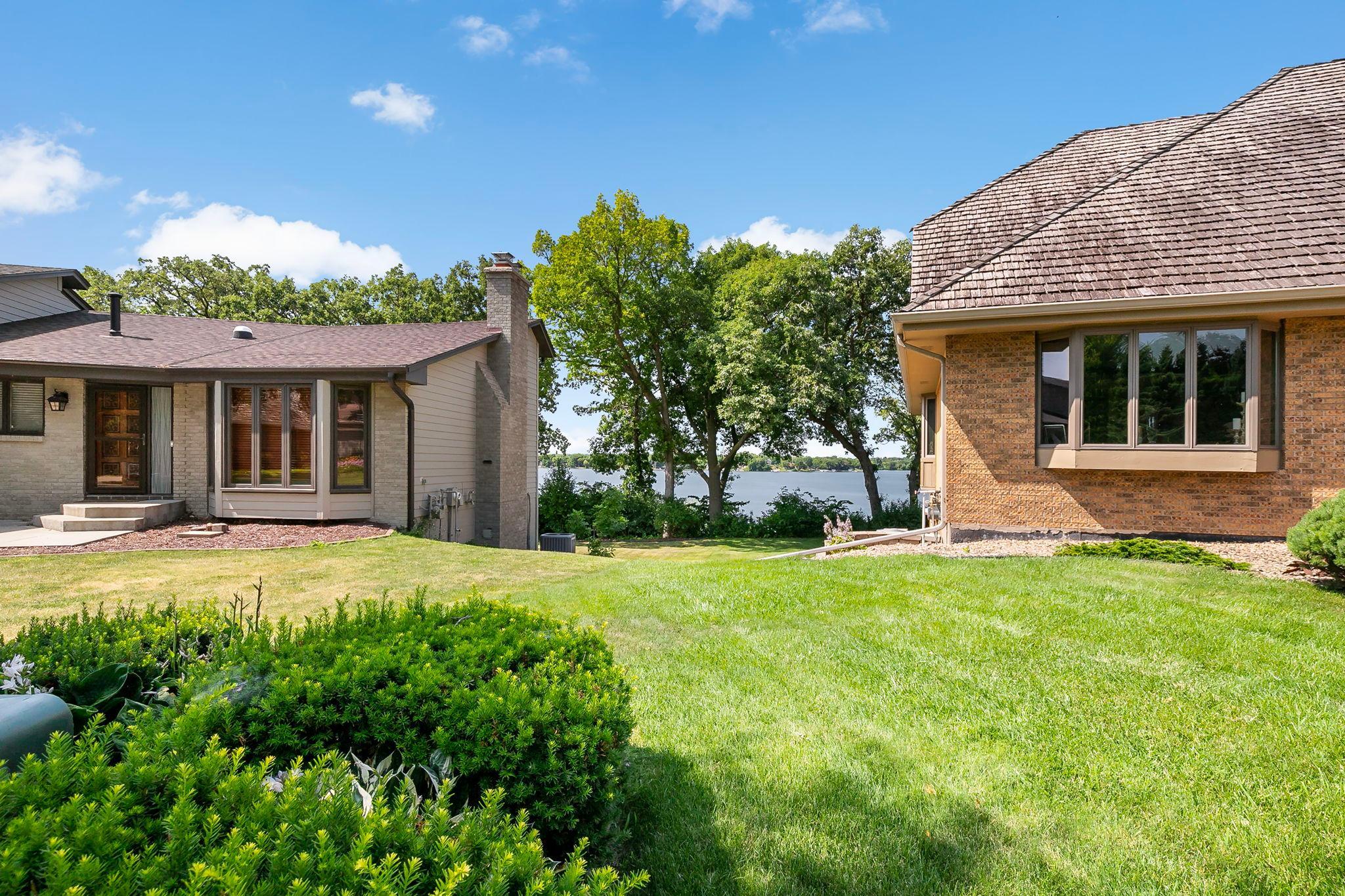 View of Residential at 10300 27th Avenue N, Plymouth MN 55441, Plymouth (55 of 59) - Mike Wilen | Minnesota Team Real Estate