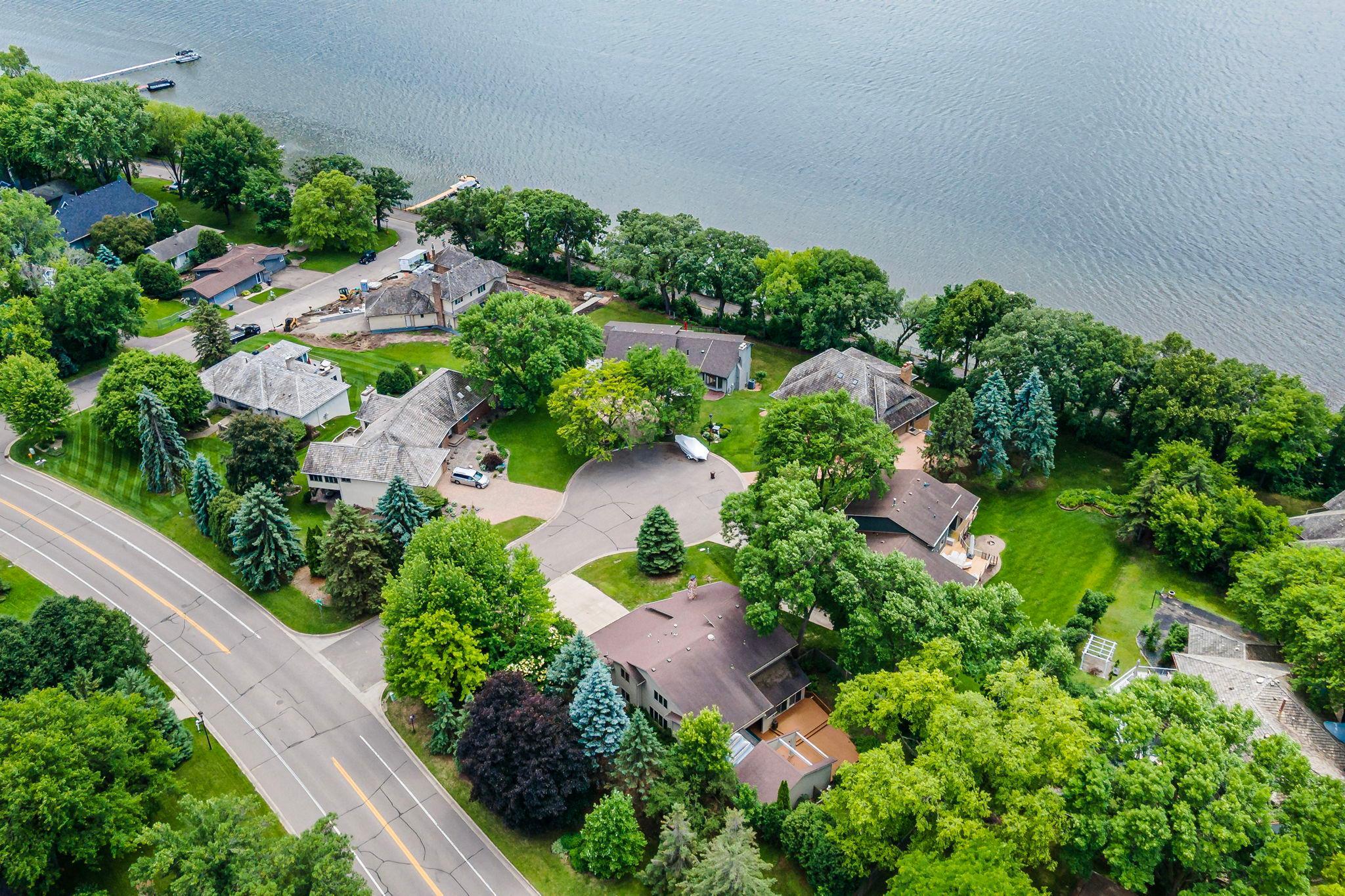 View of Residential at 10300 27th Avenue N, Plymouth MN 55441, Plymouth (53 of 59) - Mike Wilen | Minnesota Team Real Estate