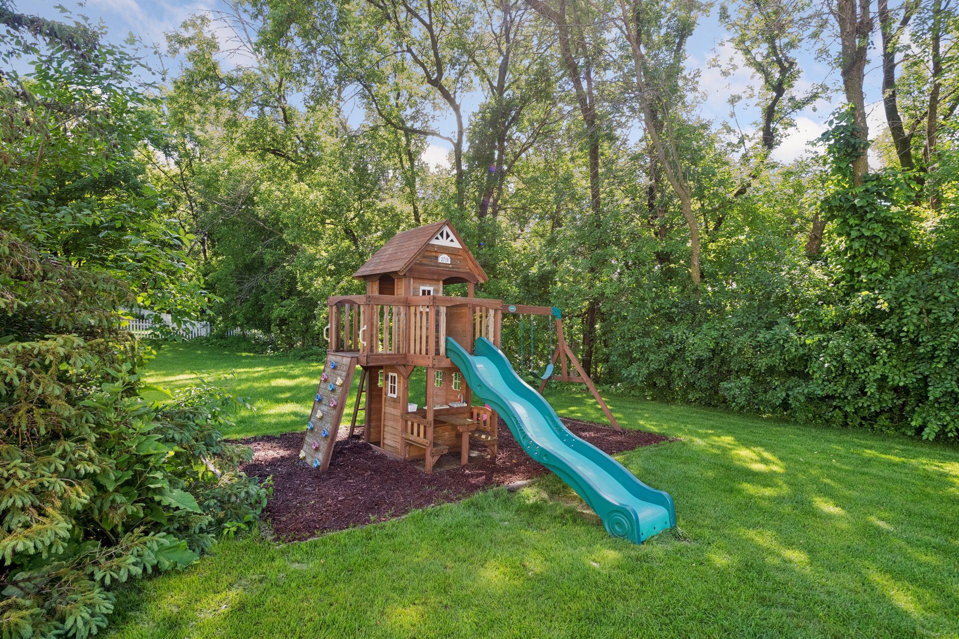 View of Residential at 2719 Longacres Drive, Chanhassen MN 55317, Chanhassen (71 of 74) - Mike Wilen | Minnesota Team Real Estate