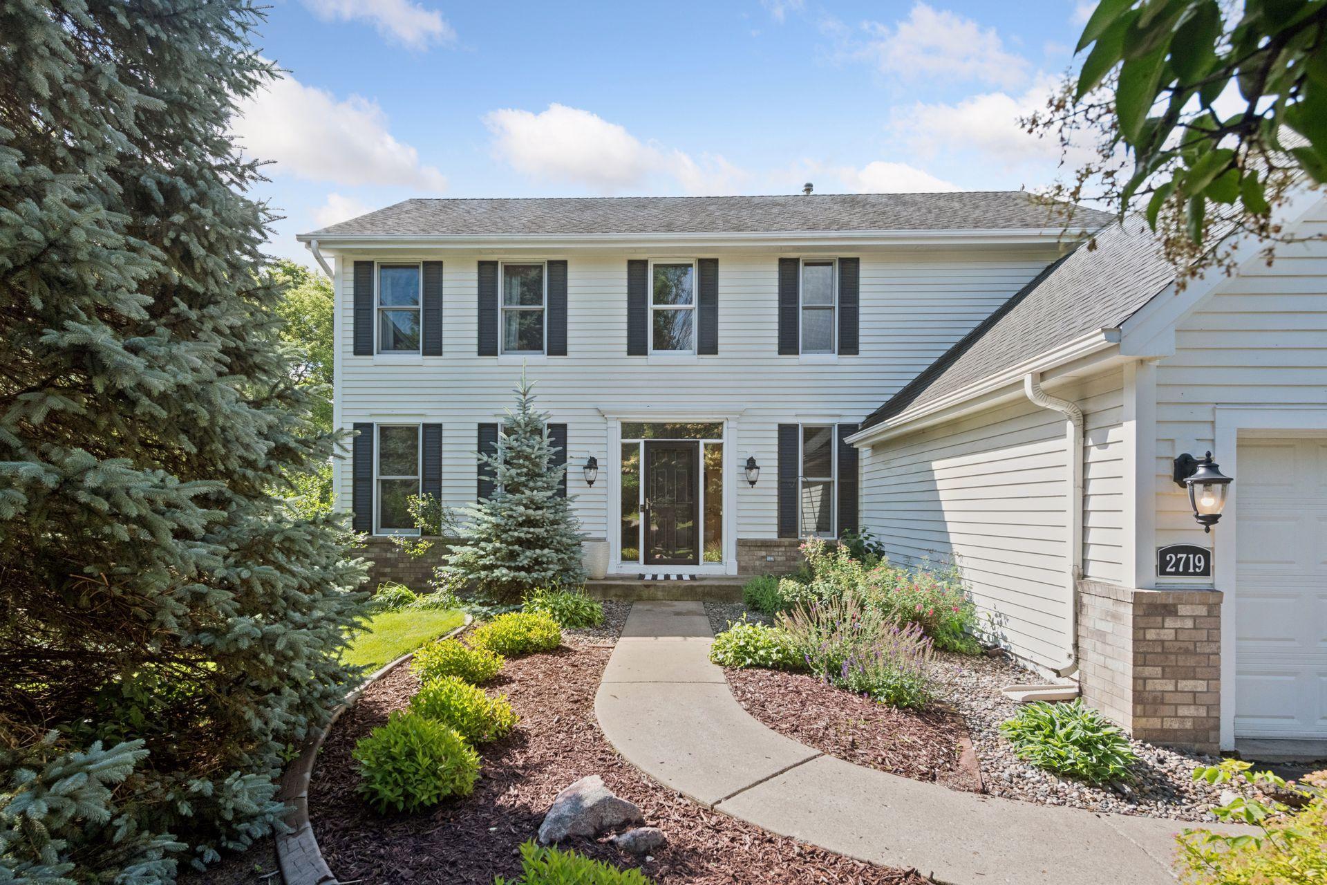 View of Residential at 2719 Longacres Drive, Chanhassen MN 55317, Chanhassen - Mike Wilen | Minnesota Team Real Estate