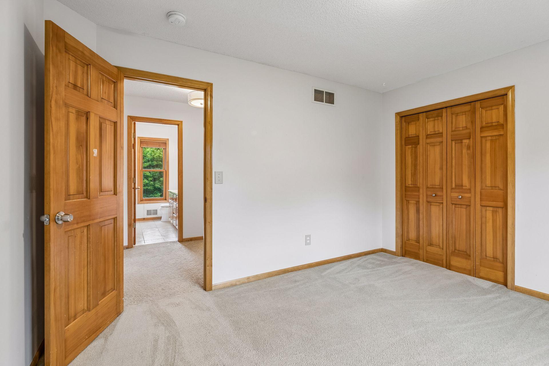 View of Residential at 2719 Longacres Drive, Chanhassen MN 55317, Chanhassen (53 of 74) - Mike Wilen | Minnesota Team Real Estate