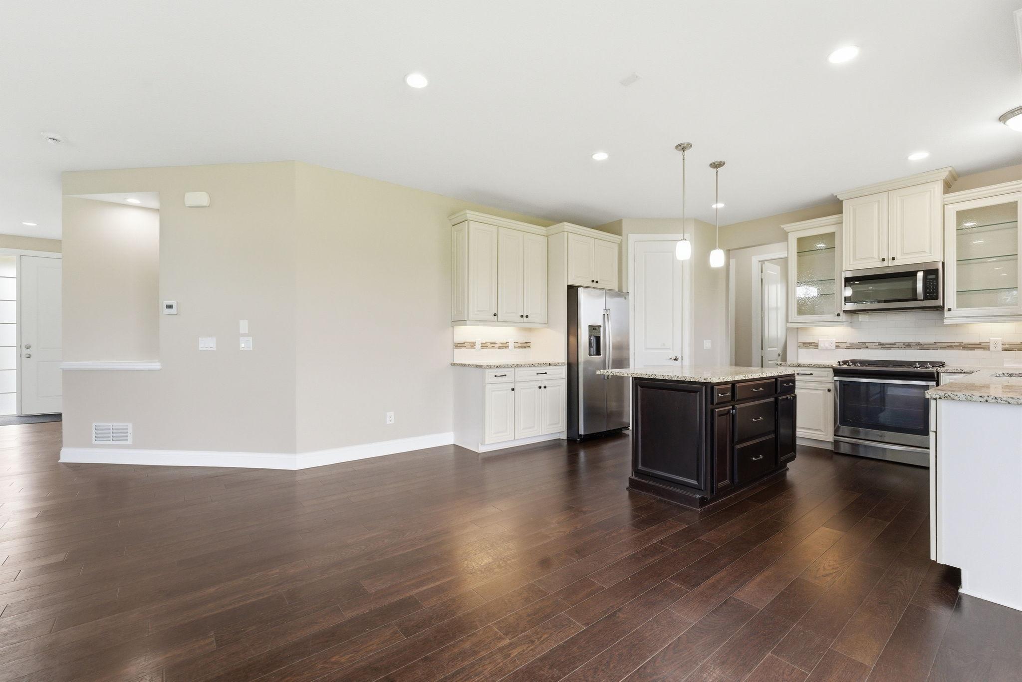 View of Residential at 4042 Grand Chevalle Parkway, Chaska MN 55318, Chaska (21 of 65) - Mike Wilen | Minnesota Team Real Estate