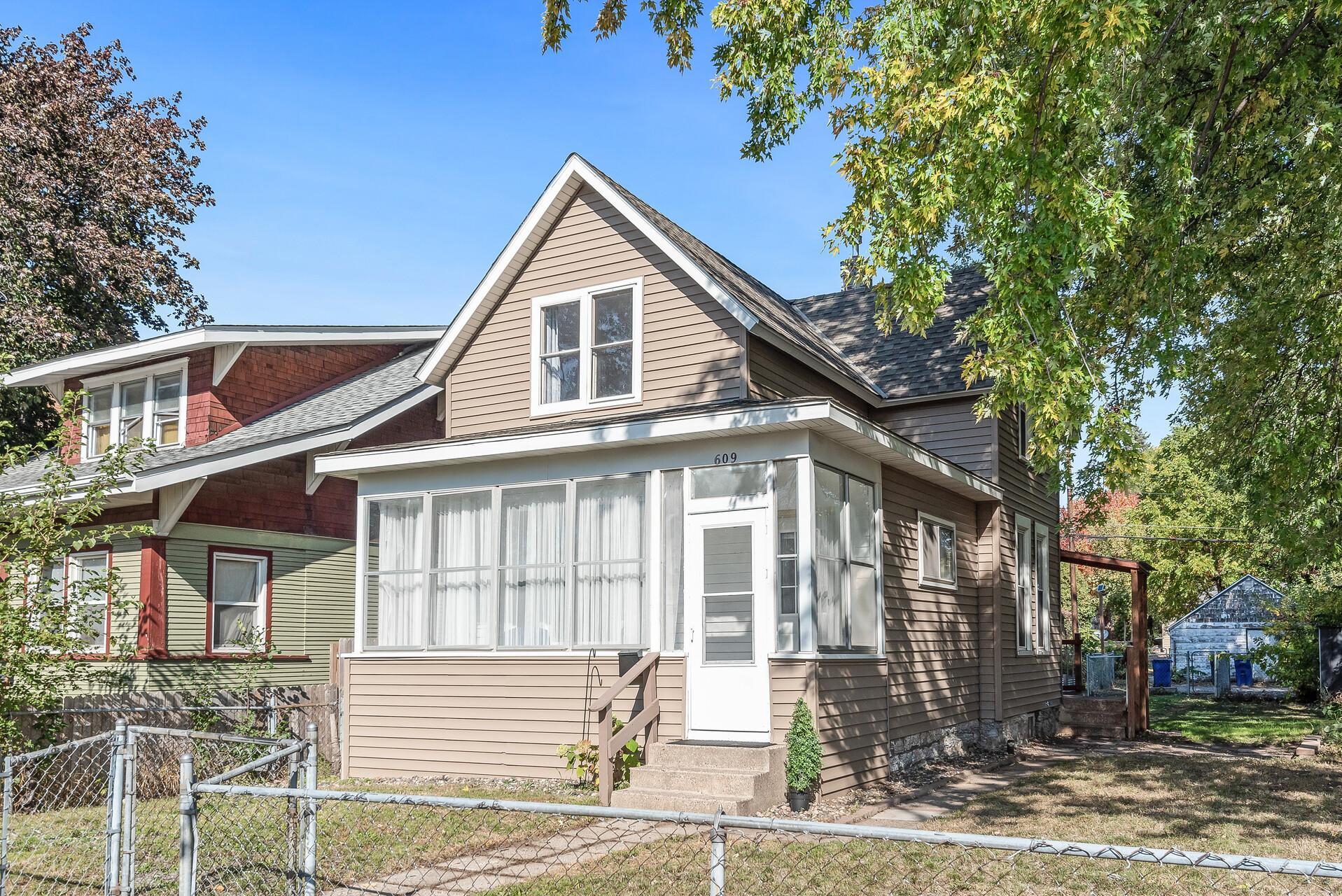 View of Residential at 609 Jessamine Avenue, Saint Paul MN 55130, Saint Paul - Mike Wilen | Minnesota Team Real Estate