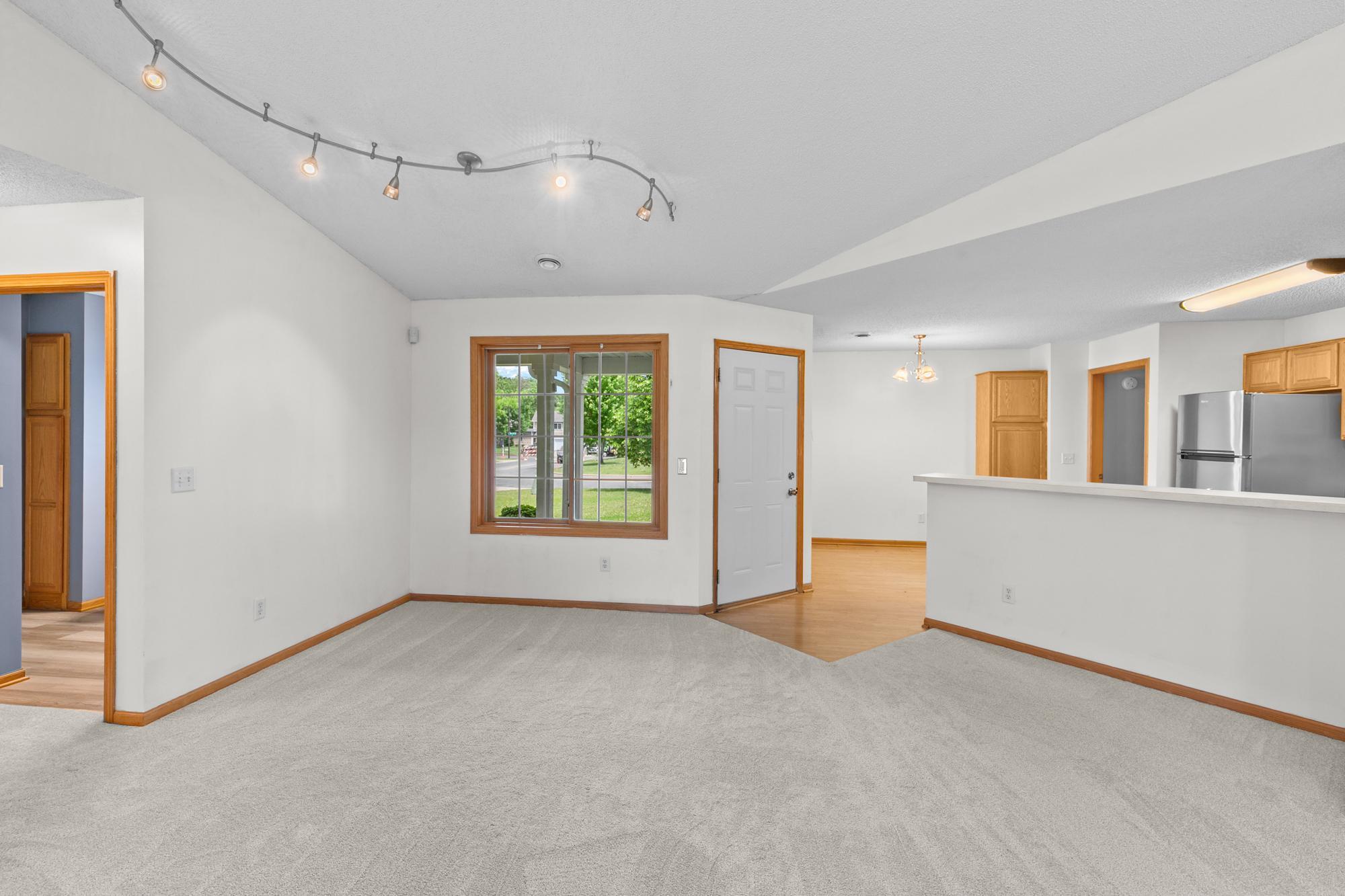 View of Residential at 6543 Riverwood Lane, Brooklyn Center MN 55430, Brooklyn Center (11 of 26) - Mike Wilen | Minnesota Team Real Estate