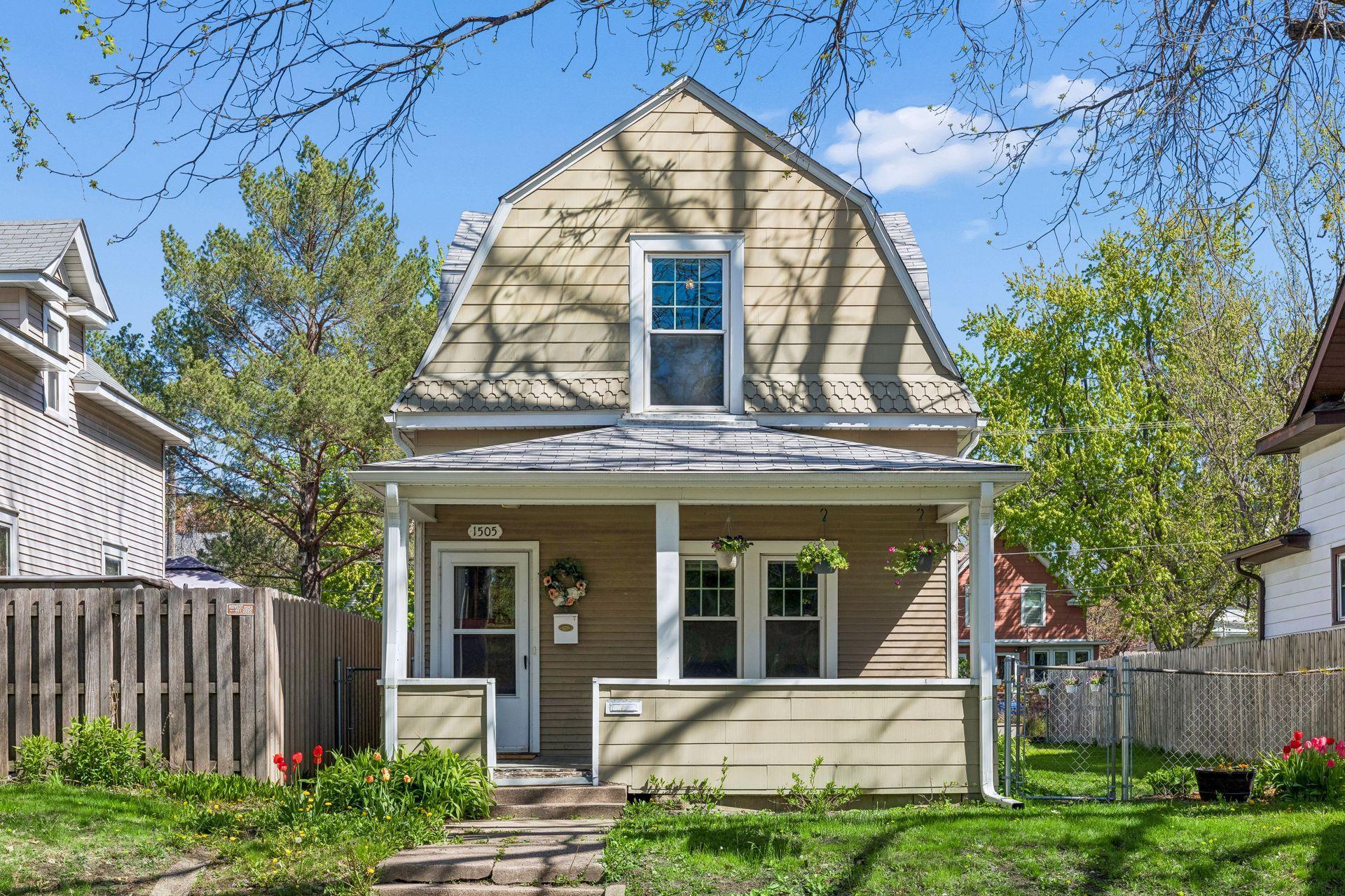 View of Single Family at 1505 Sherburne Avenue, Saint Paul - Mike Wilen | Minnesota Team Real Estate