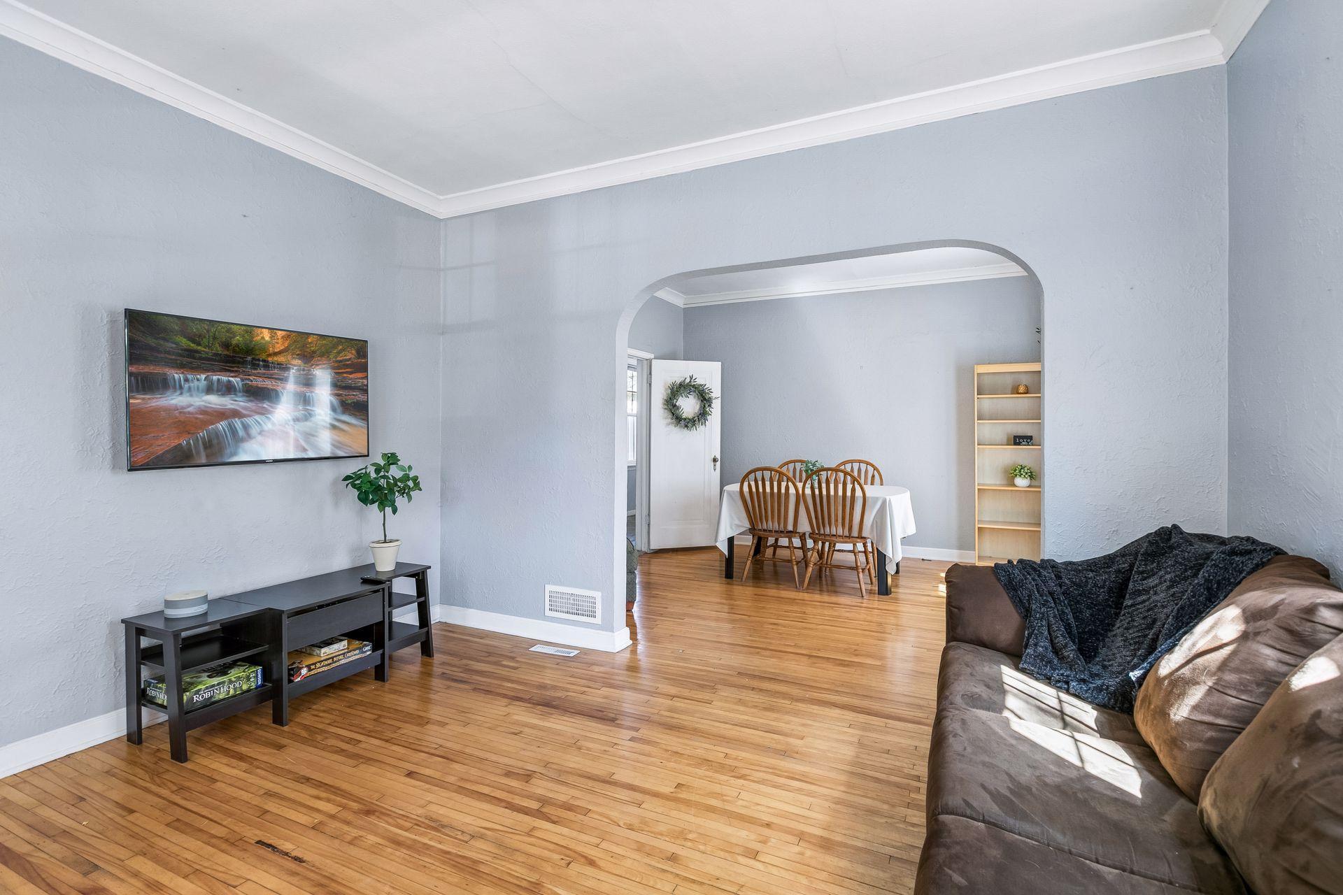 View of Residential at 1505 Sherburne Avenue, Saint Paul MN 55104, Saint Paul (5 of 23) - Mike Wilen | Minnesota Team Real Estate