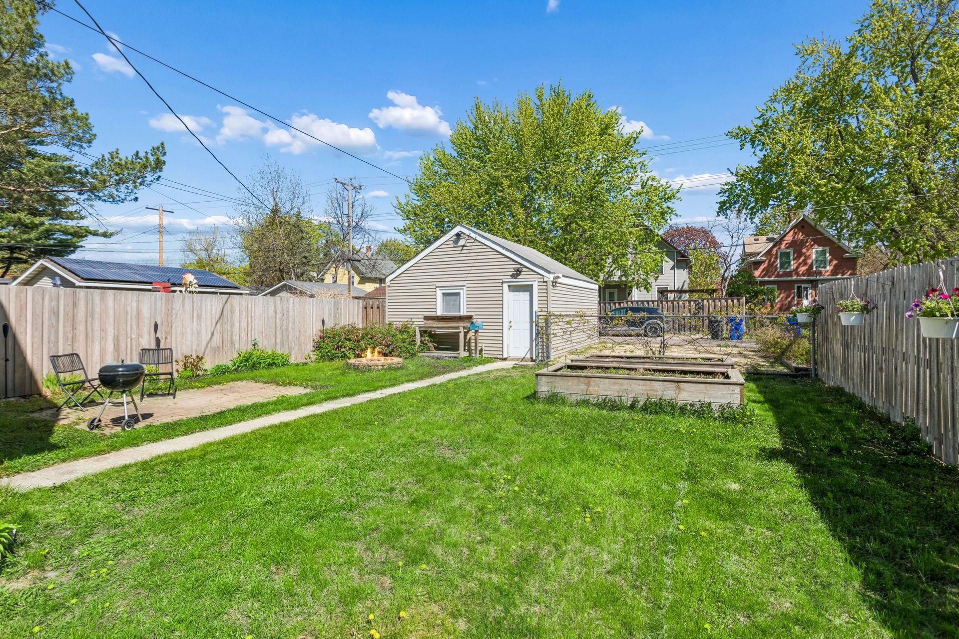 View of Residential at 1505 Sherburne Avenue, Saint Paul MN 55104, Saint Paul (19 of 23) - Mike Wilen | Minnesota Team Real Estate
