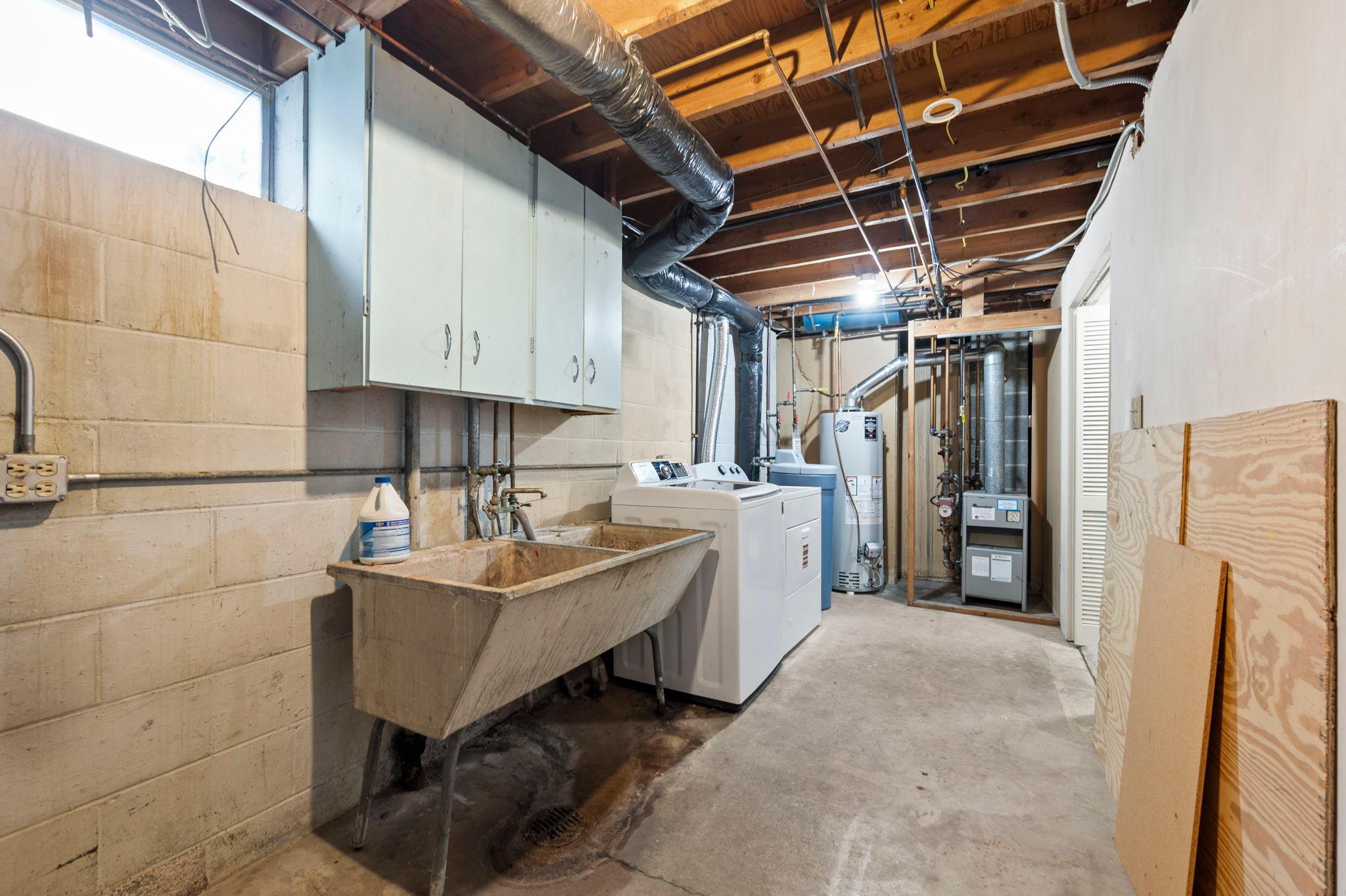 View of Residential at 2245 Mapleview Avenue, Maplewood MN 55109, Maplewood (22 of 30) - Mike Wilen | Minnesota Team Real Estate
