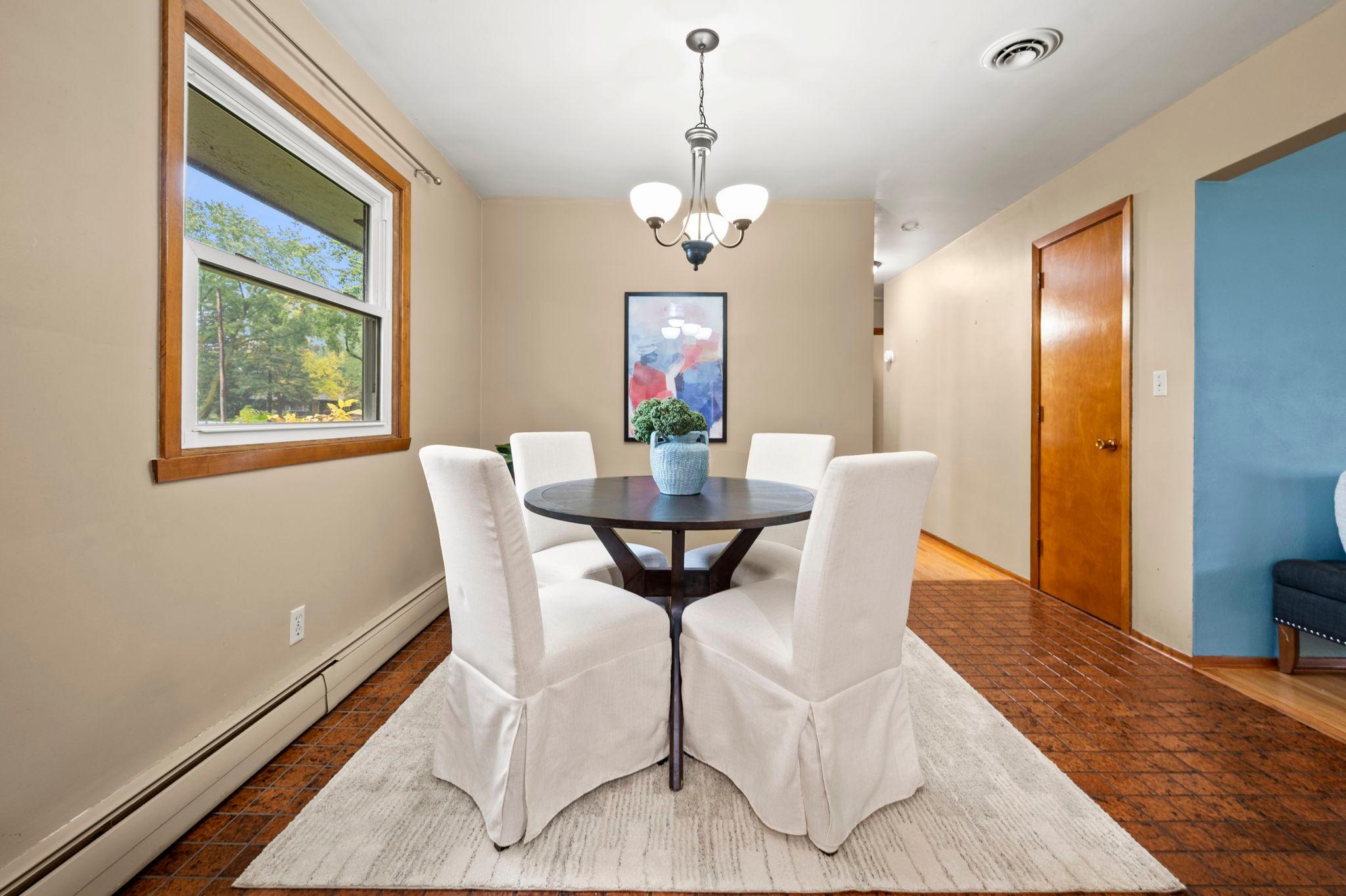 View of Residential at 2245 Mapleview Avenue, Maplewood MN 55109, Maplewood (7 of 30) - Mike Wilen | Minnesota Team Real Estate
