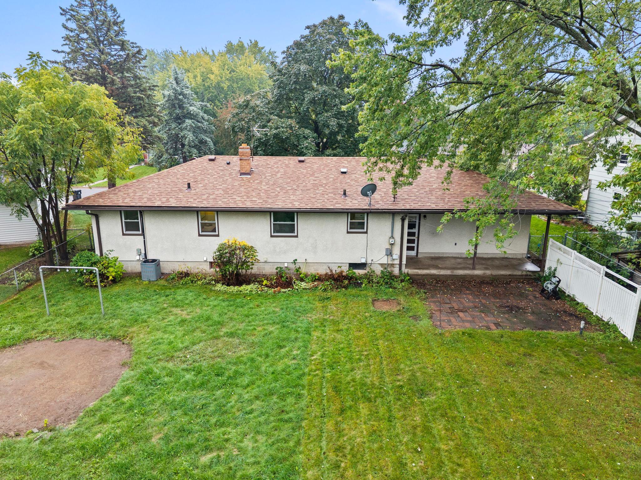 View of Residential at 2245 Mapleview Avenue, Maplewood MN 55109, Maplewood (28 of 30) - Mike Wilen | Minnesota Team Real Estate