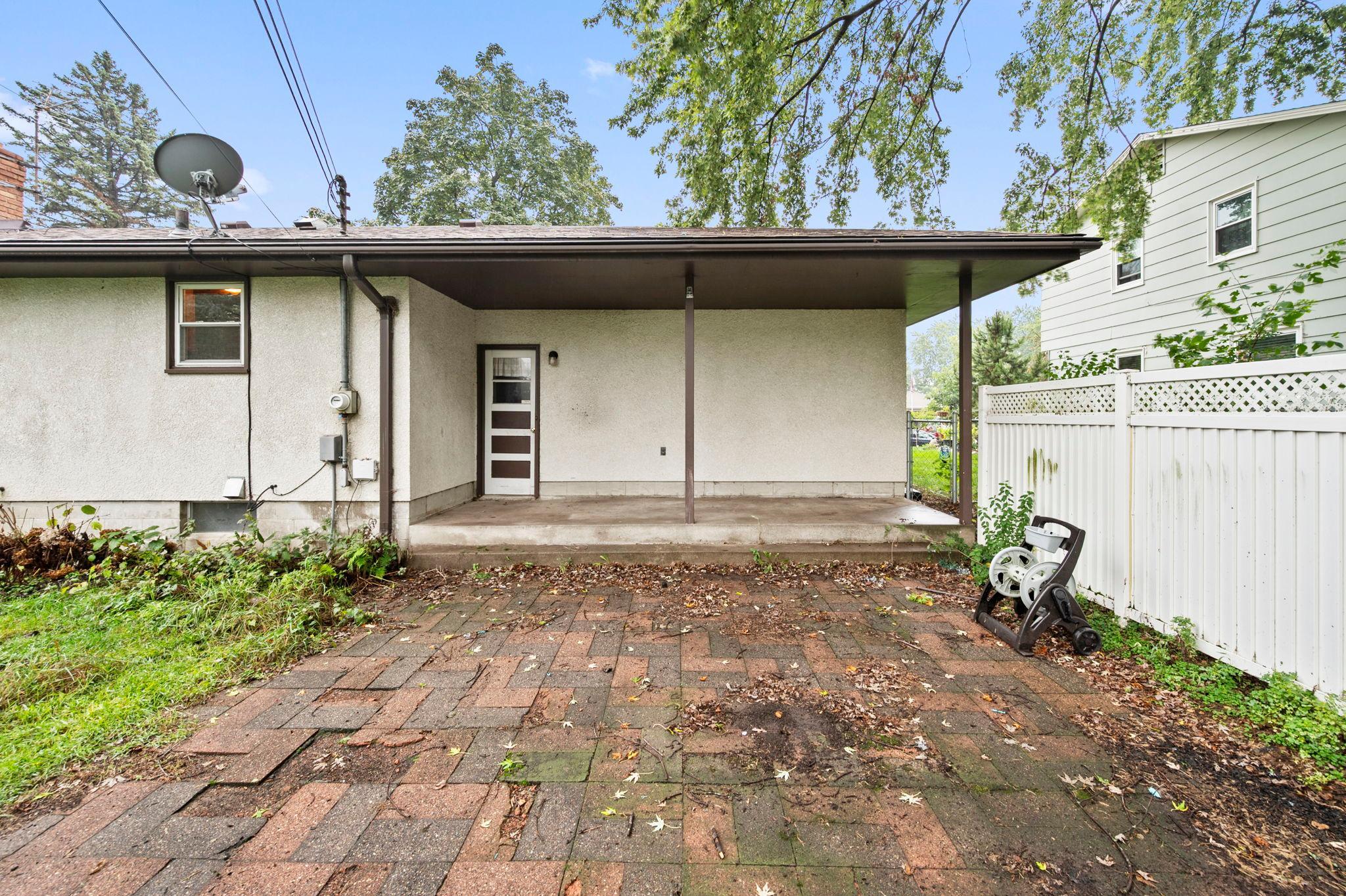 View of Residential at 2245 Mapleview Avenue, Maplewood MN 55109, Maplewood (29 of 30) - Mike Wilen | Minnesota Team Real Estate