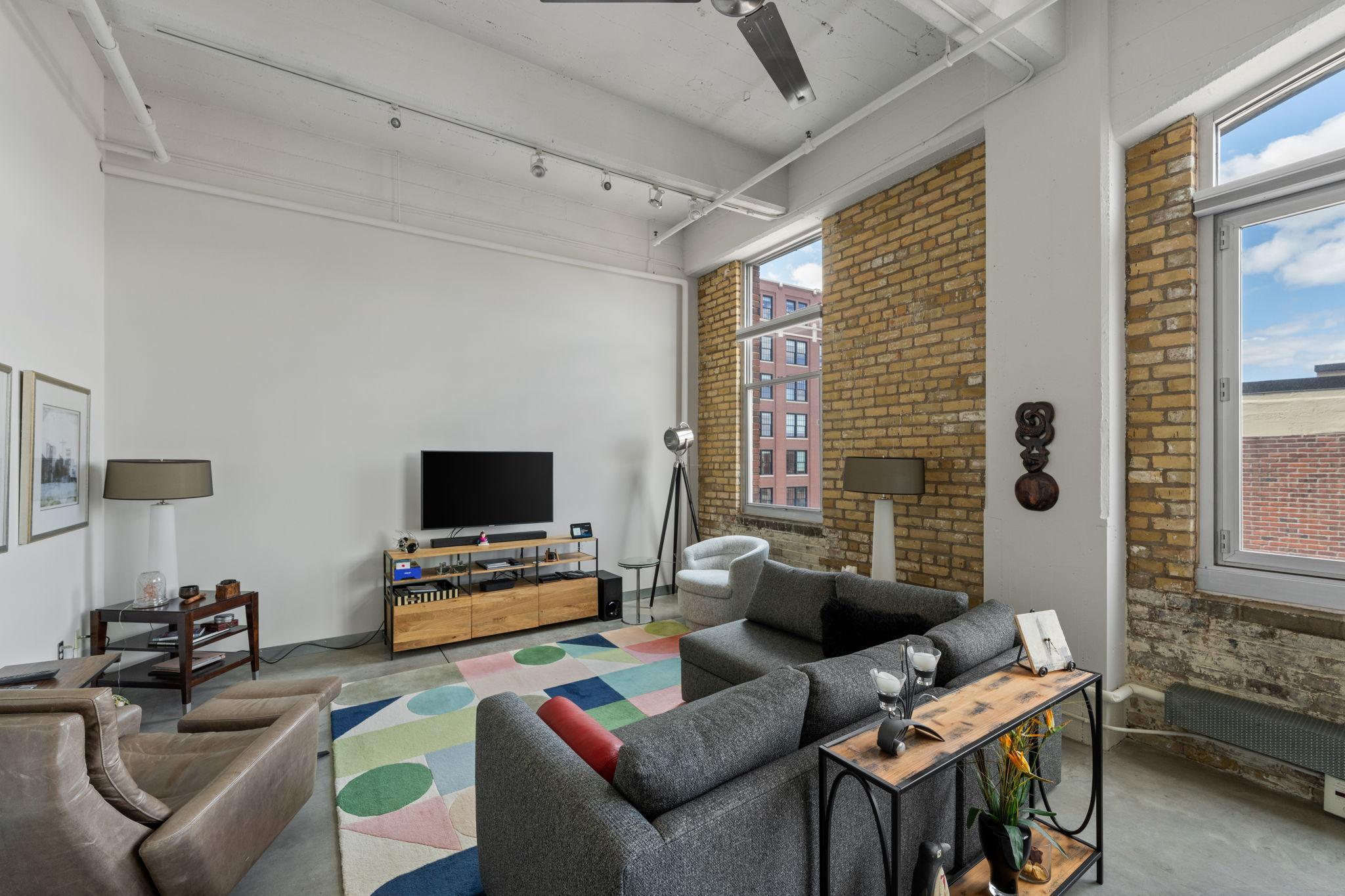 View of Residential at 700 Washington Avenue #606, Minneapolis MN 55401, Minneapolis (5 of 46) - Mike Wilen | Minnesota Team Real Estate