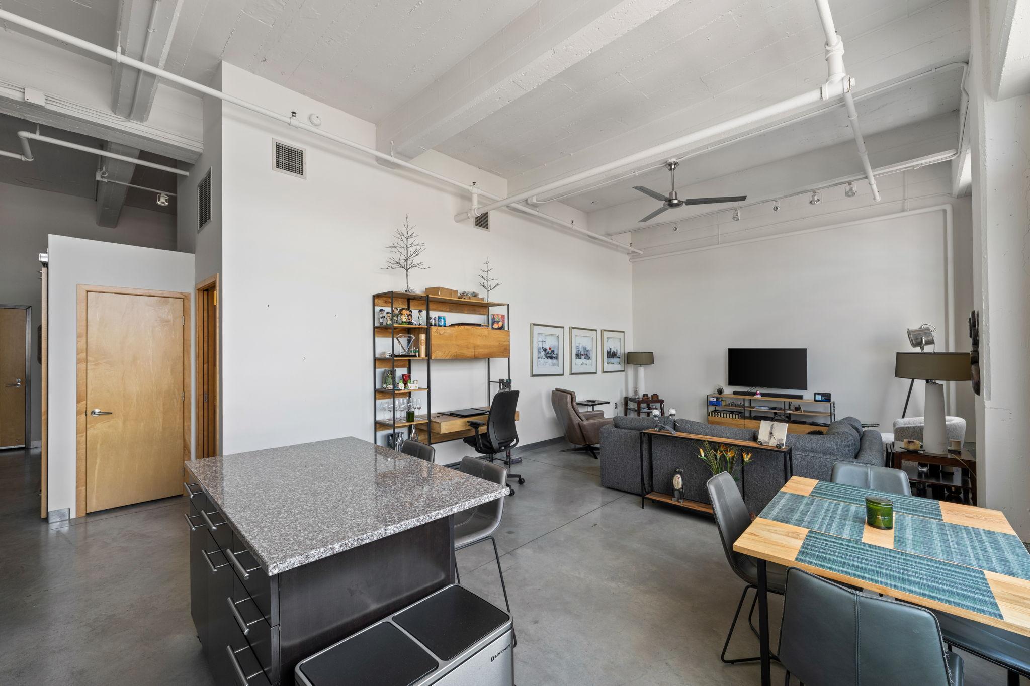 View of Residential at 700 Washington Avenue #606, Minneapolis MN 55401, Minneapolis (3 of 46) - Mike Wilen | Minnesota Team Real Estate