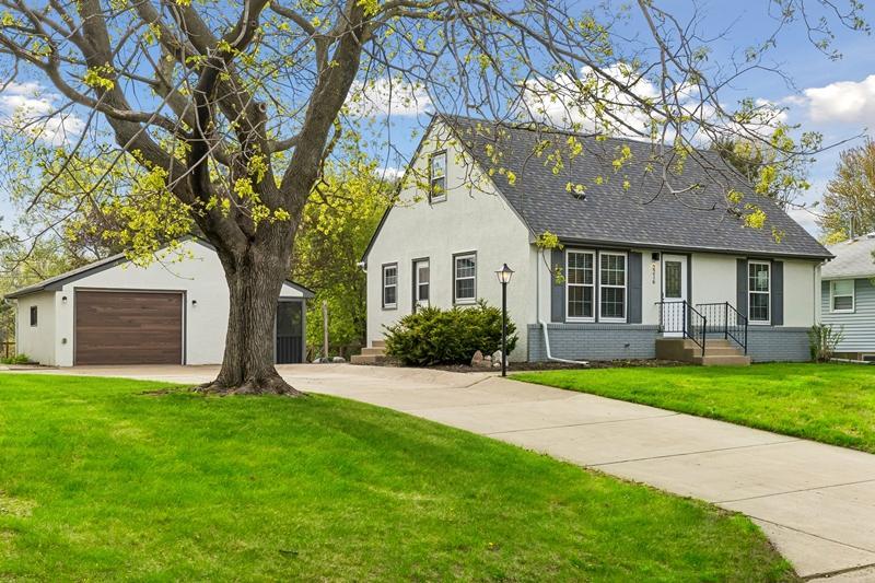 View of Residential at 2216 Thorndale Avenue, New Brighton MN 55112, New Brighton - Mike Wilen | Minnesota Team Real Estate