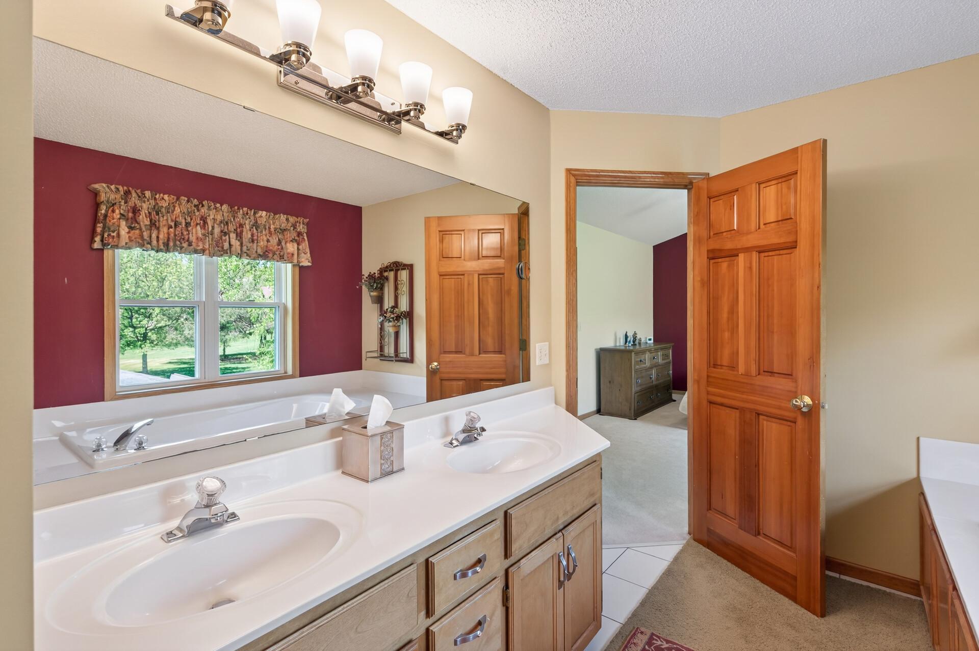 View of Residential at 3771 Mount Vernon Lane, Woodbury MN 55129, Woodbury (26 of 44) - Mike Wilen | Minnesota Team Real Estate