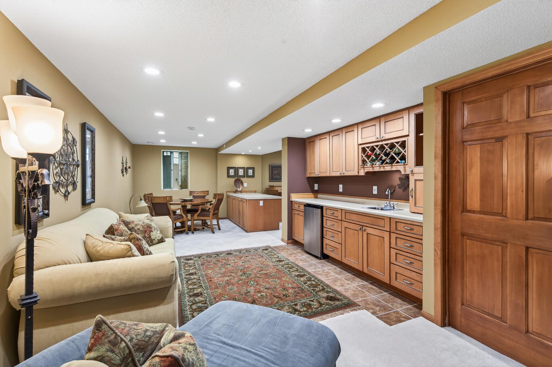 View of Residential at 3771 Mount Vernon Lane, Woodbury MN 55129, Woodbury (38 of 44) - Mike Wilen | Minnesota Team Real Estate