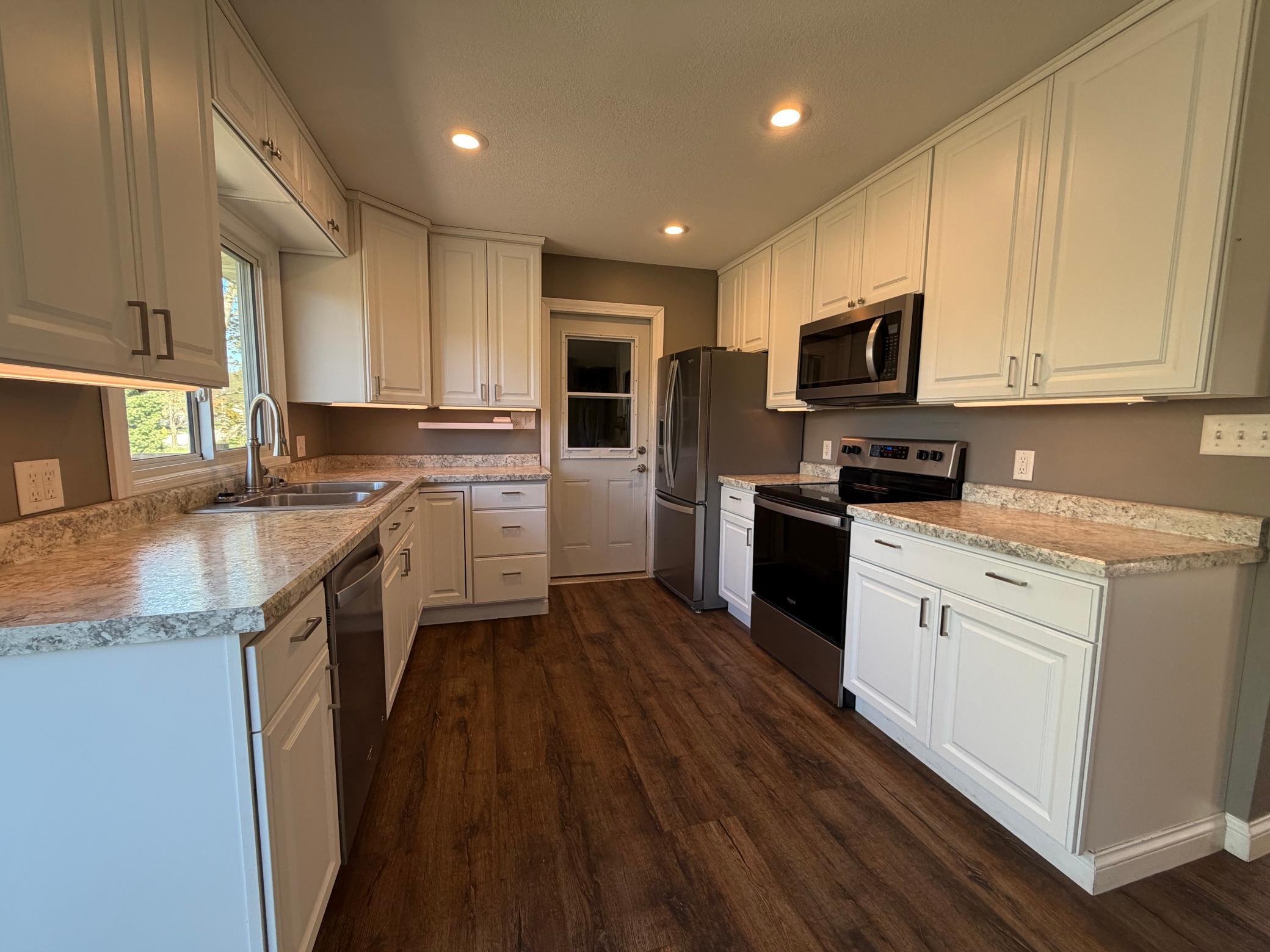 View of Residential at 1020 Pioneer Road, Red Wing MN 55066, Red Wing (7 of 28) - Mike Wilen | Minnesota Team Real Estate