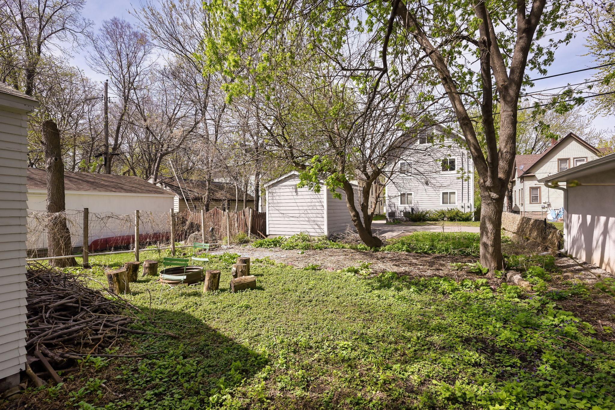 View of Residential at 1079 15th Avenue, Minneapolis MN 55414, Minneapolis (21 of 25) - Mike Wilen | Minnesota Team Real Estate