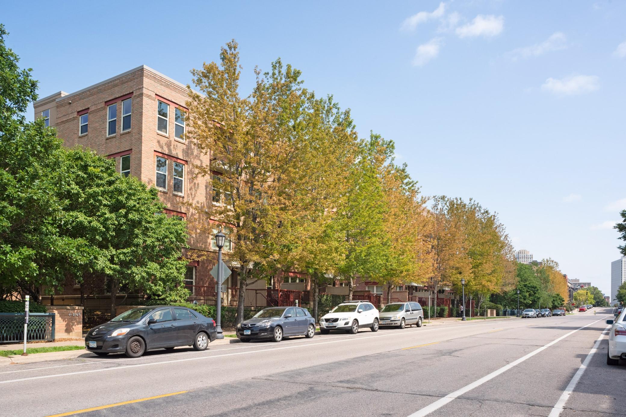 View of Residential at 680 2nd Street #120, Minneapolis MN 55401, Minneapolis (31 of 40) - Mike Wilen | Minnesota Team Real Estate