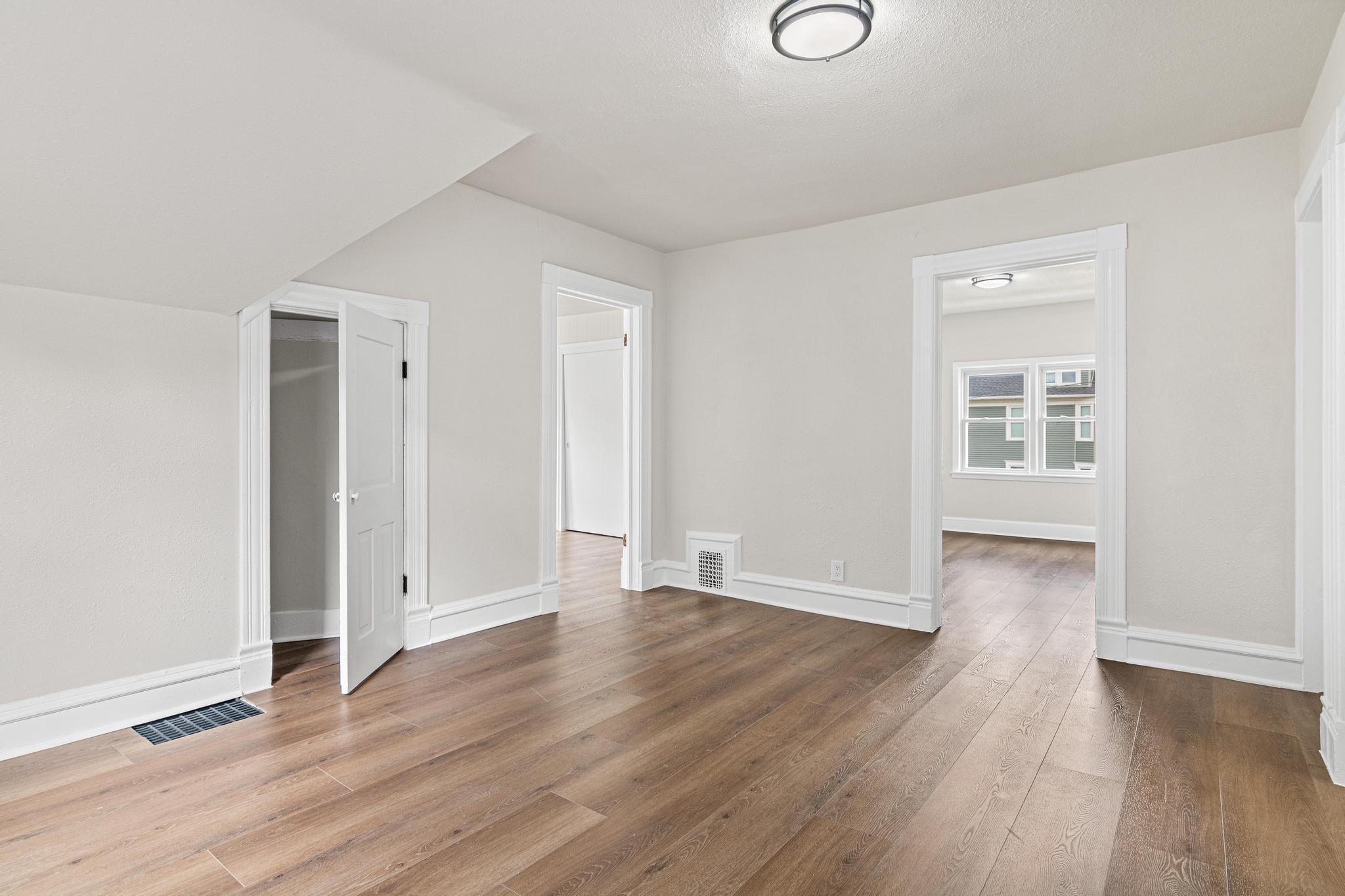 View of Residential at 3401 Pillsbury Avenue, Minneapolis MN 55408, Minneapolis (16 of 28) - Mike Wilen | Minnesota Team Real Estate